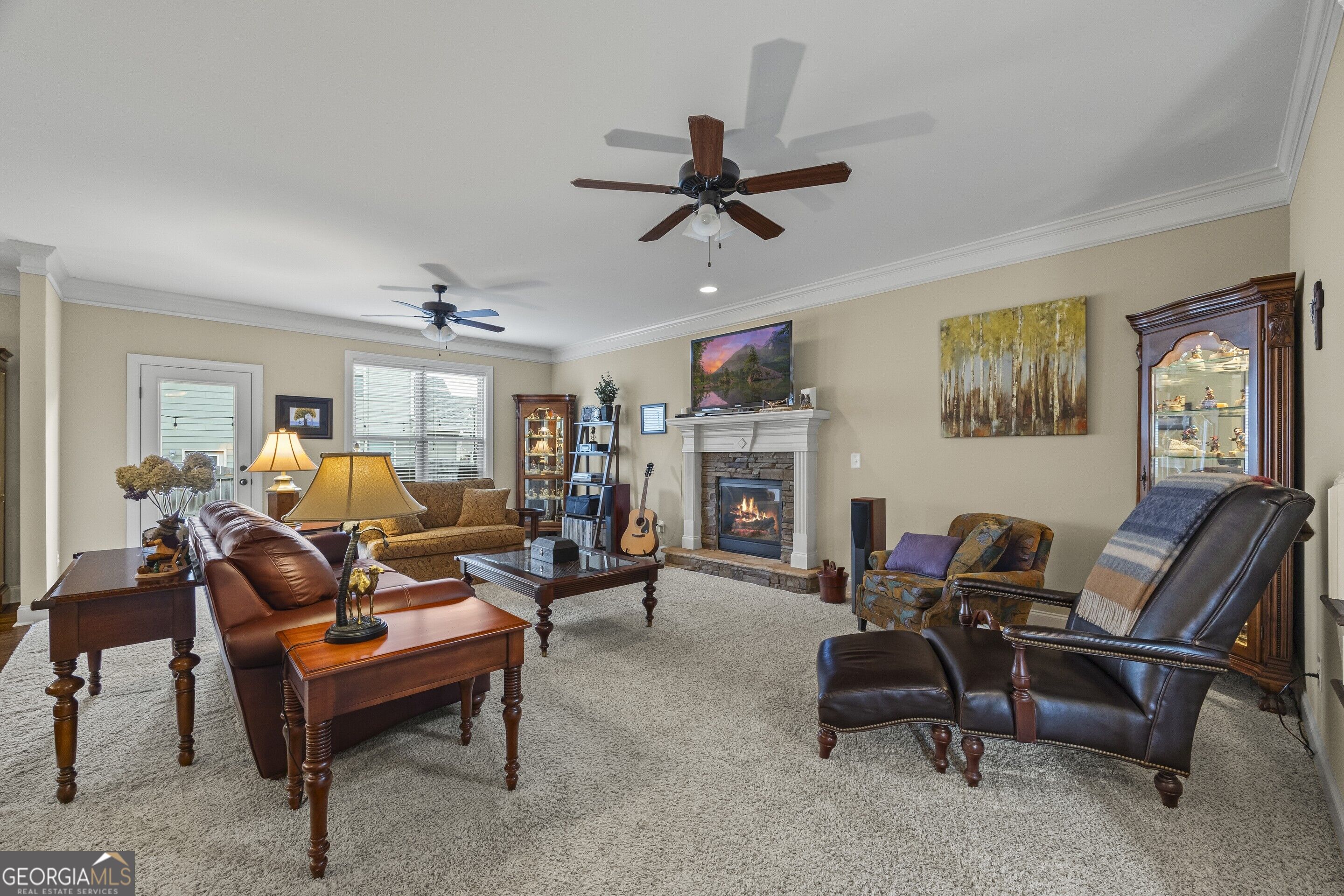 2729 Oakberry Drive Property Photo 4
