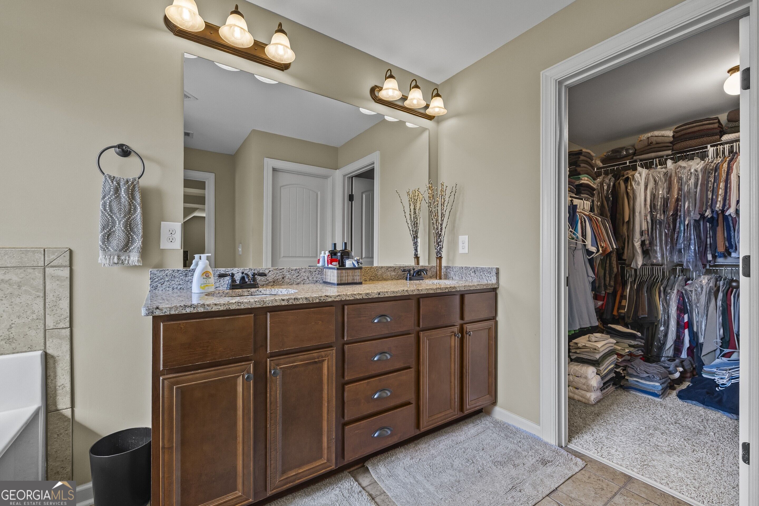 2729 Oakberry Drive Property Photo 32