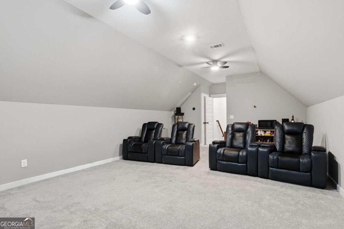 884 Oxford Road Property Photo 44