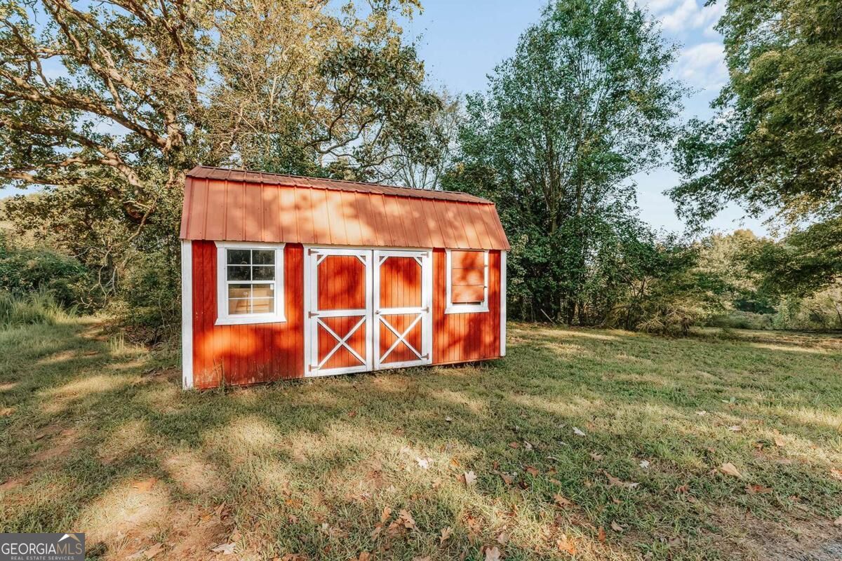 960 Shirley Road Property Photo 32