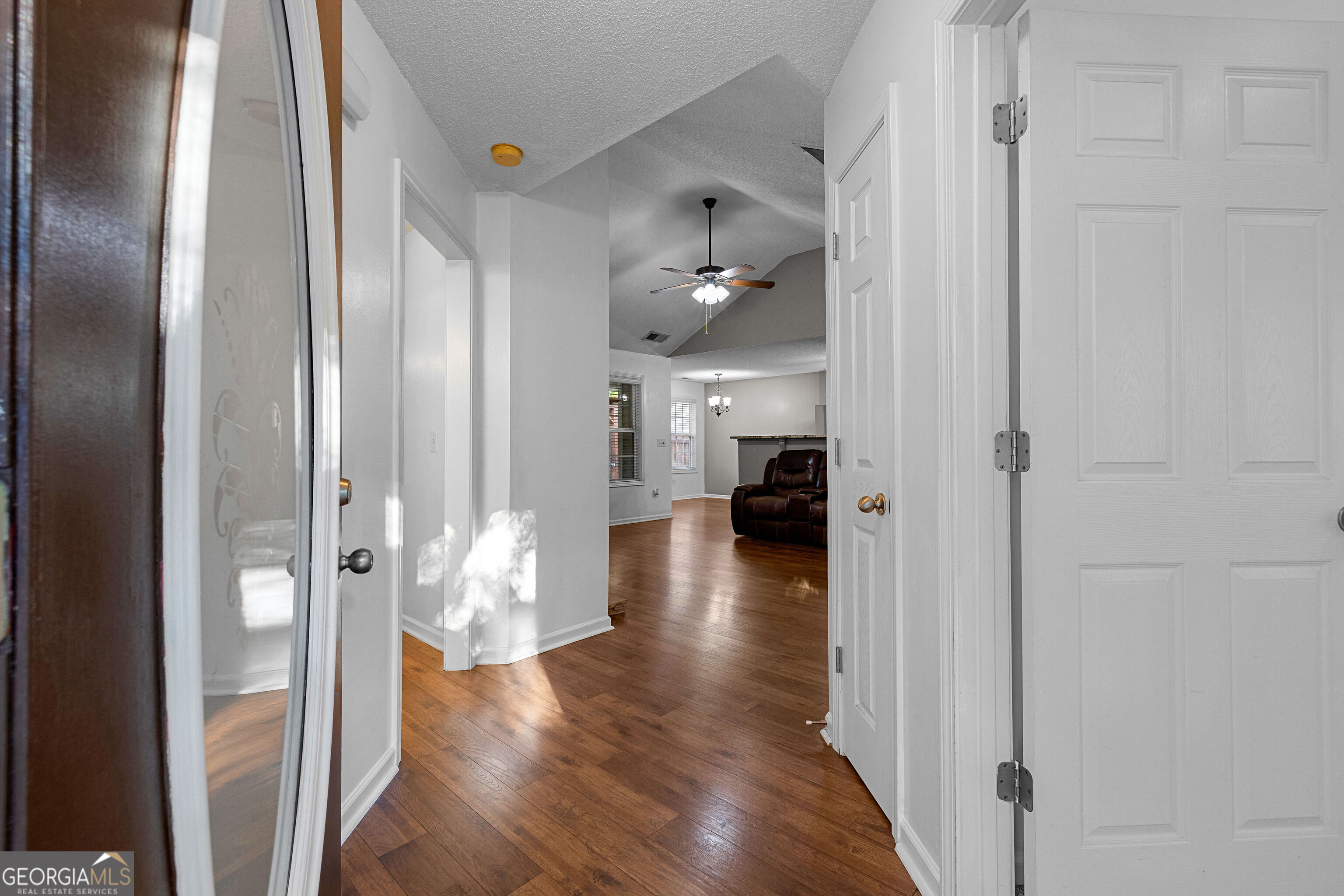 26 Belltree Circle Property Photo 7