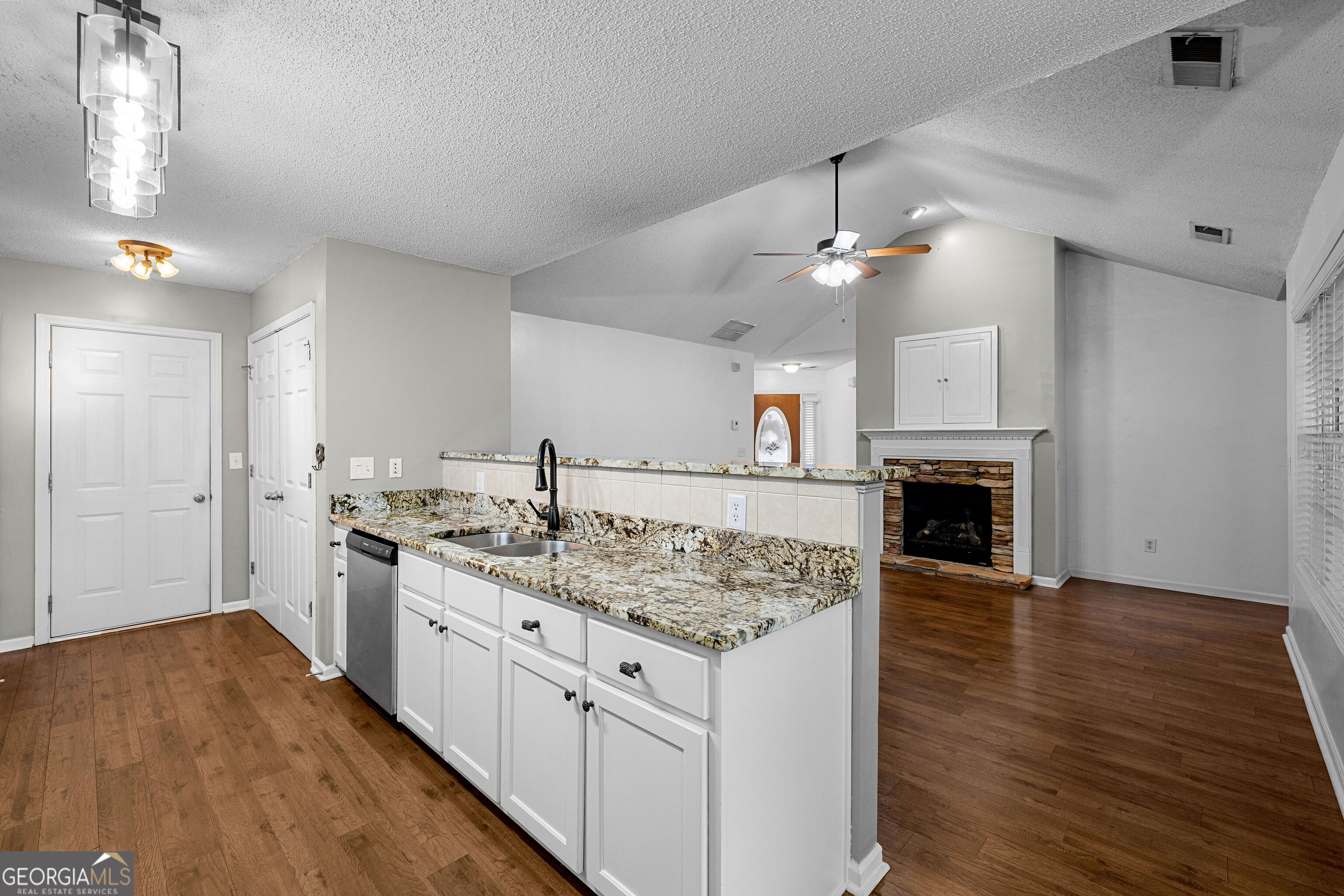 26 Belltree Circle Property Photo 15