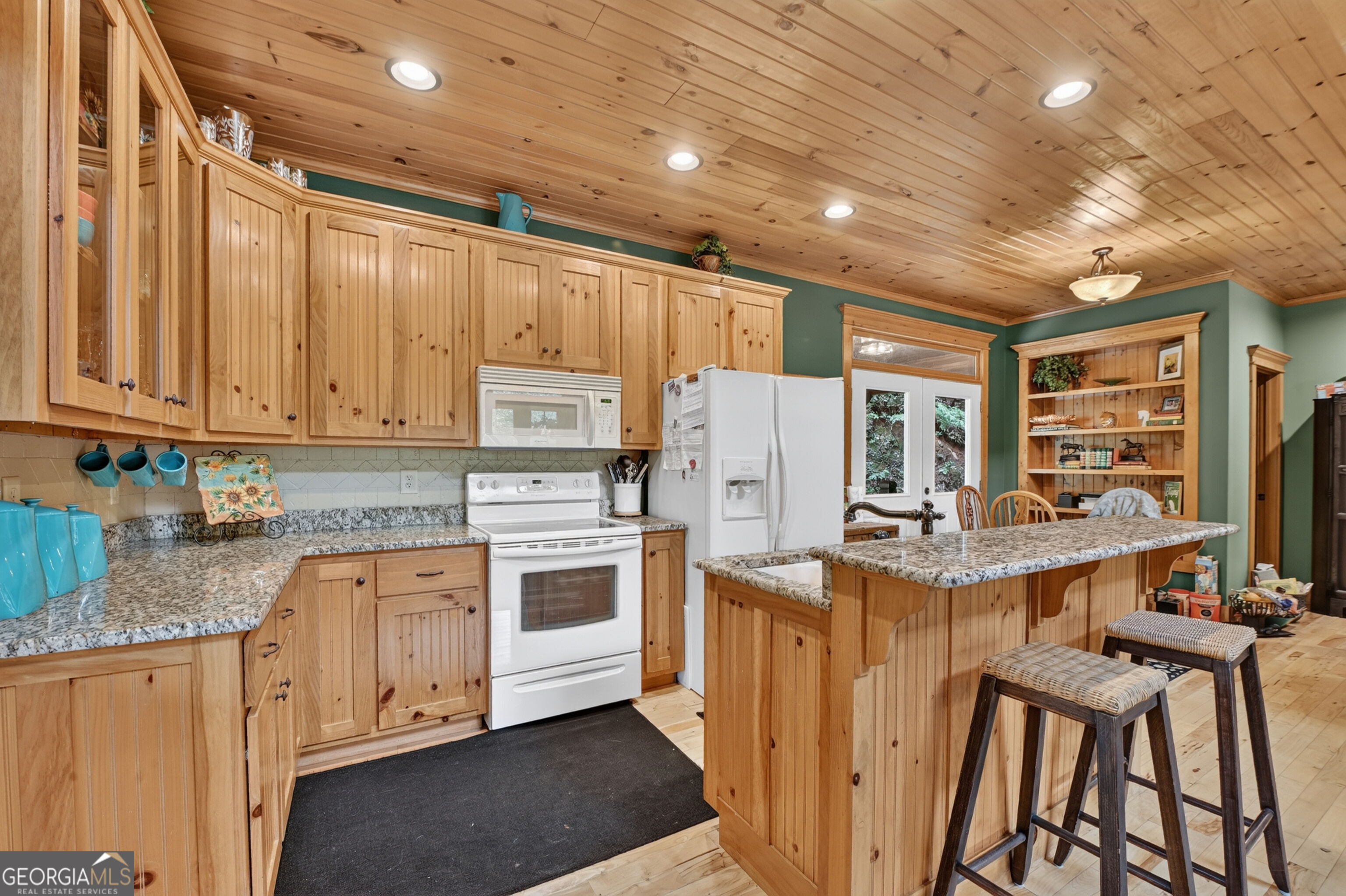 633 Riverfront Drive Property Photo 13