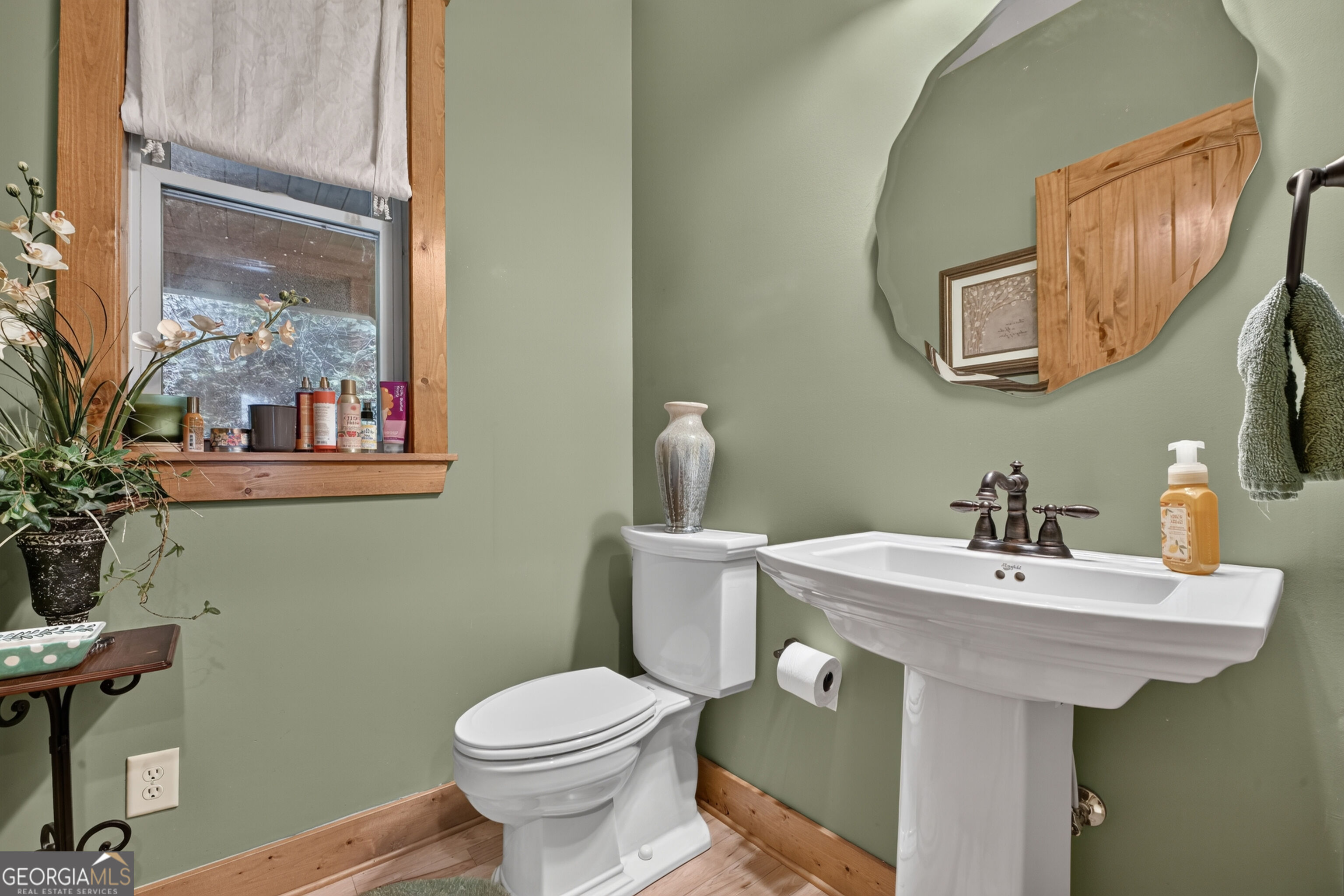 633 Riverfront Drive Property Photo 19
