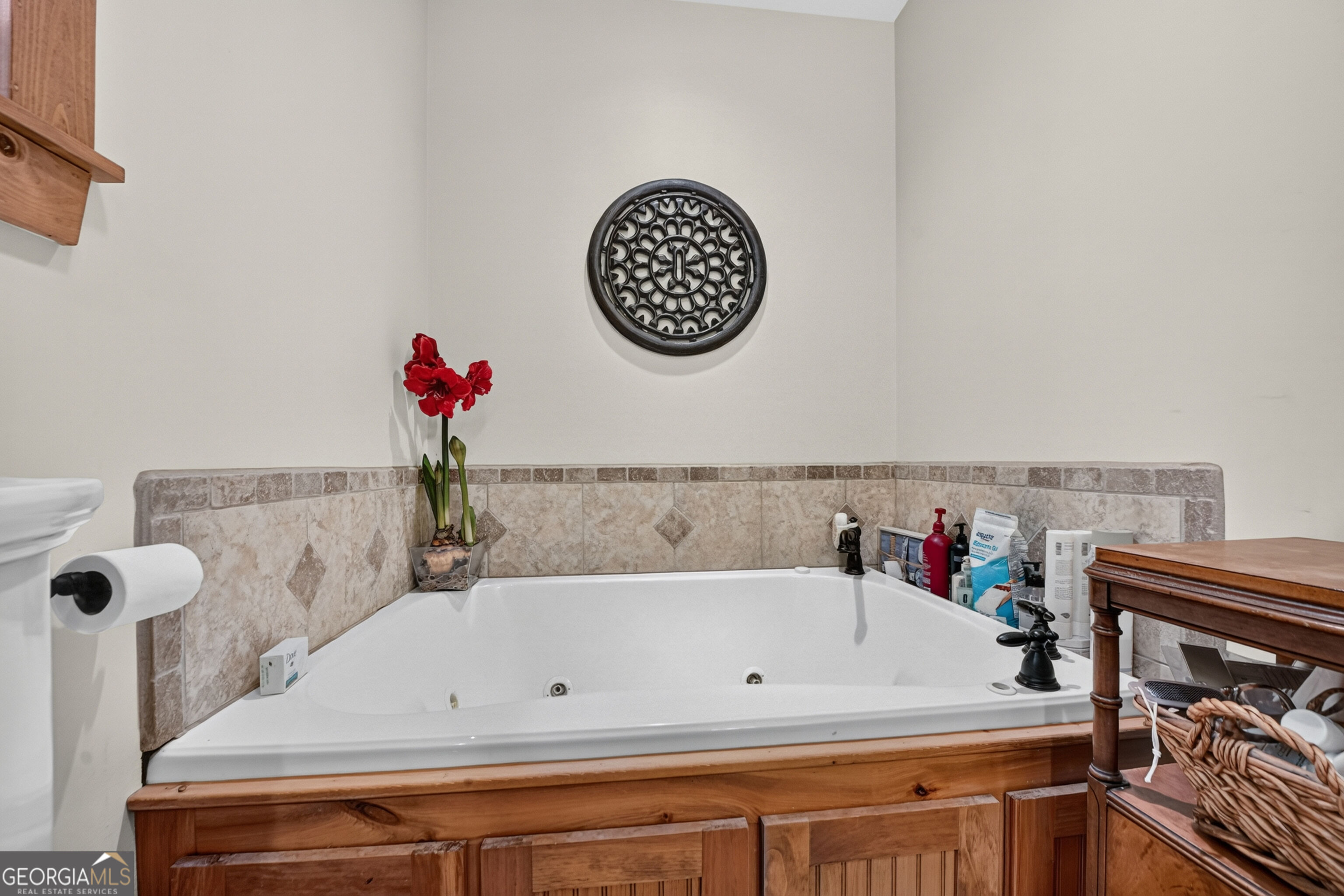 633 Riverfront Drive Property Photo 28