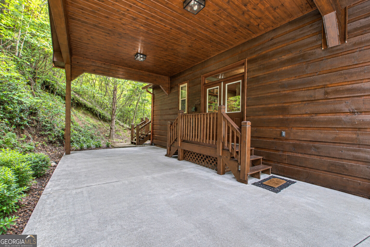 633 Riverfront Drive Property Photo 39