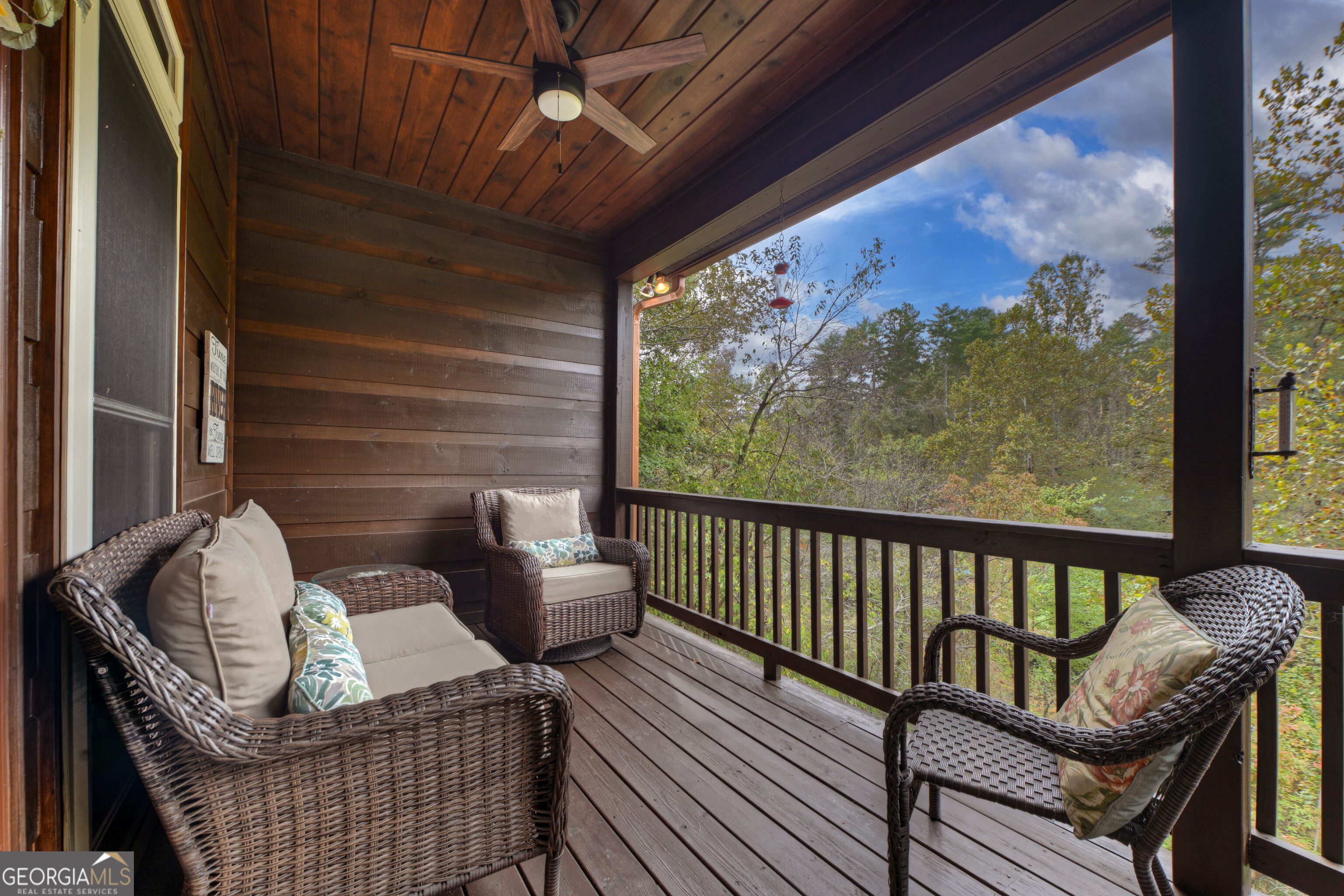 633 Riverfront Drive Property Photo 45