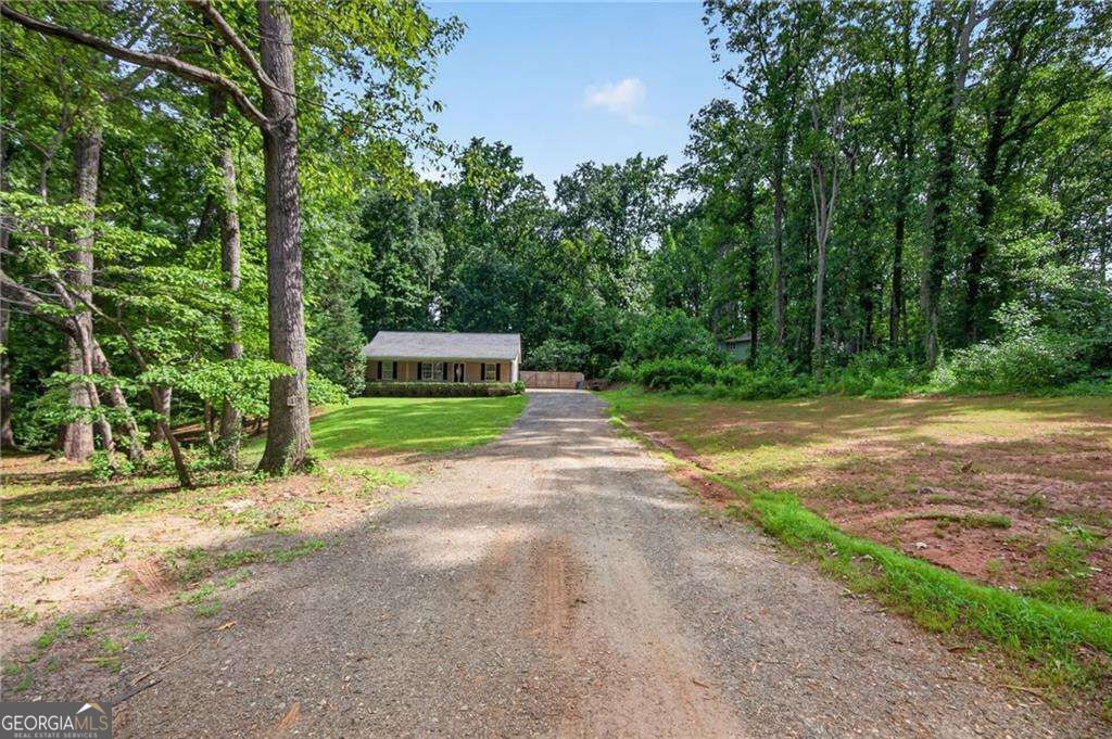 180 Mccready Drive Property Photo 7