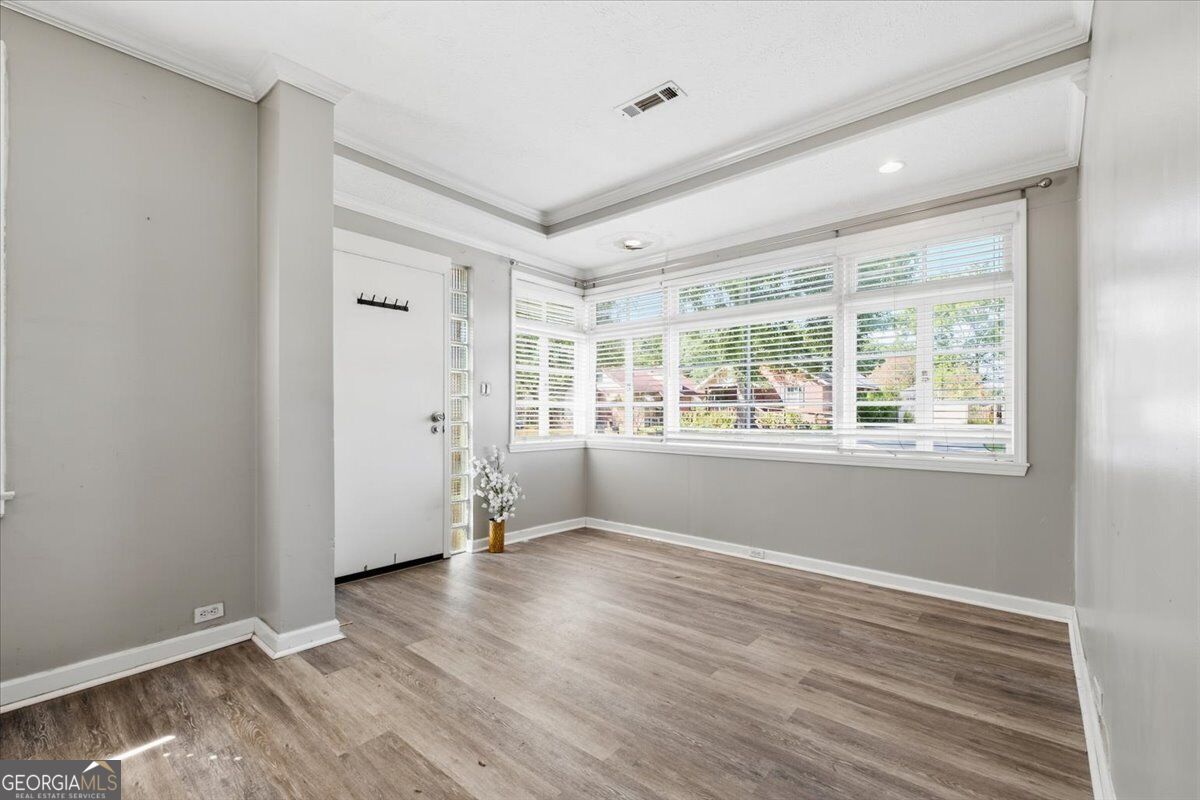 3 Green Street Ne Property Photo 6