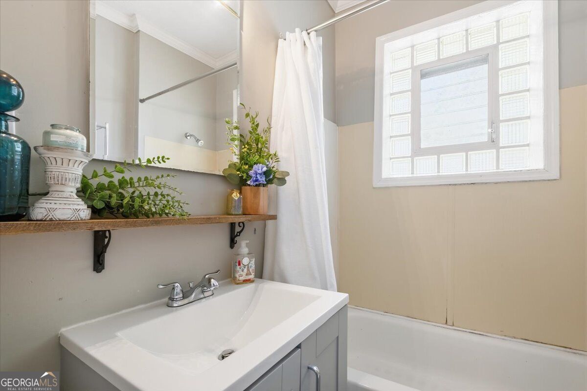 3 Green Street Ne Property Photo 17
