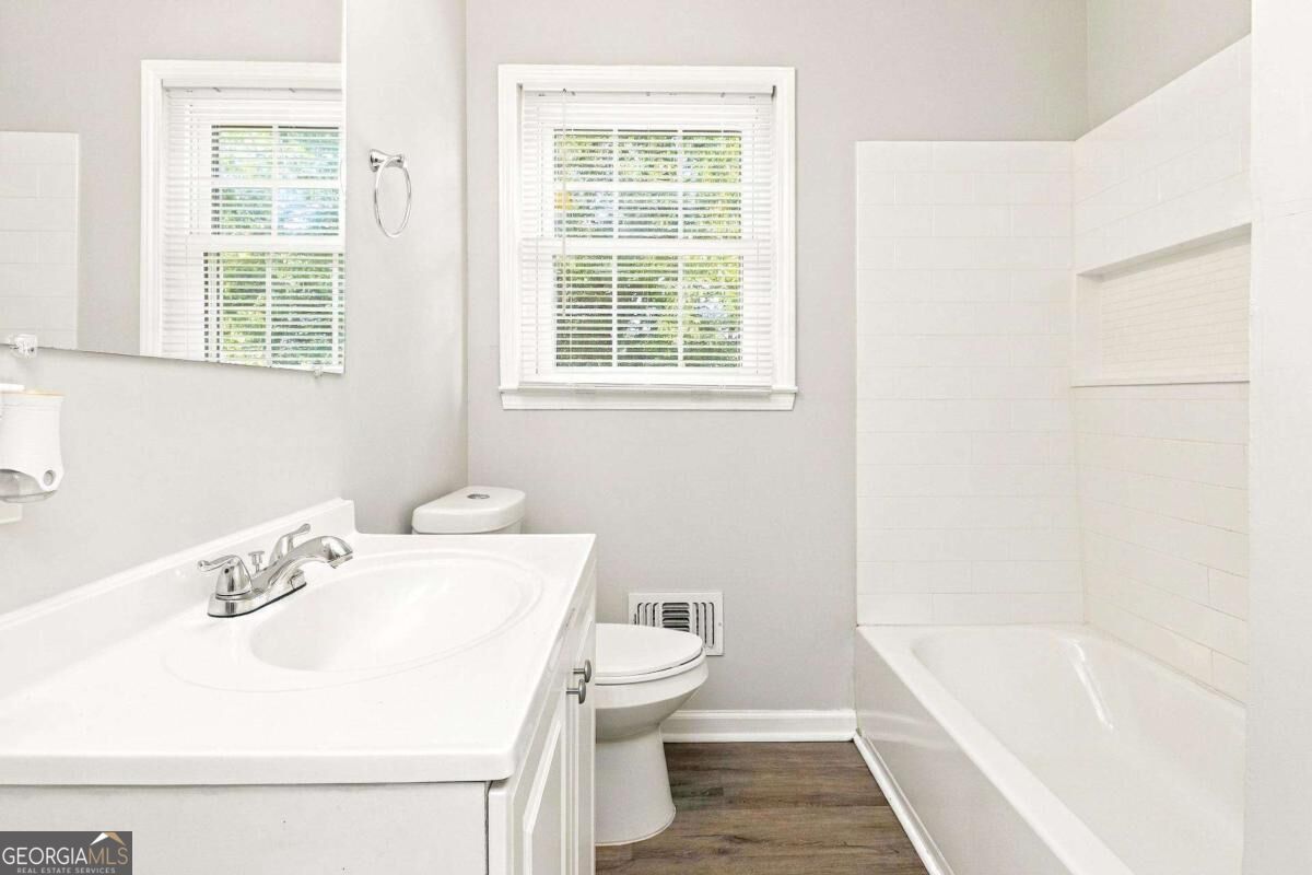 5639 Stewart Mill Road Property Photo 13