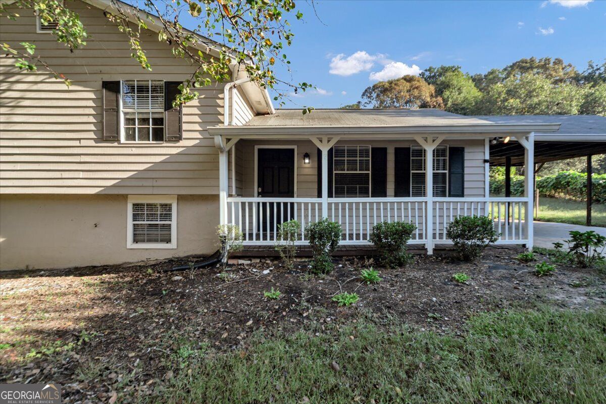 1066 Dogwood Road Sw Property Photo 4