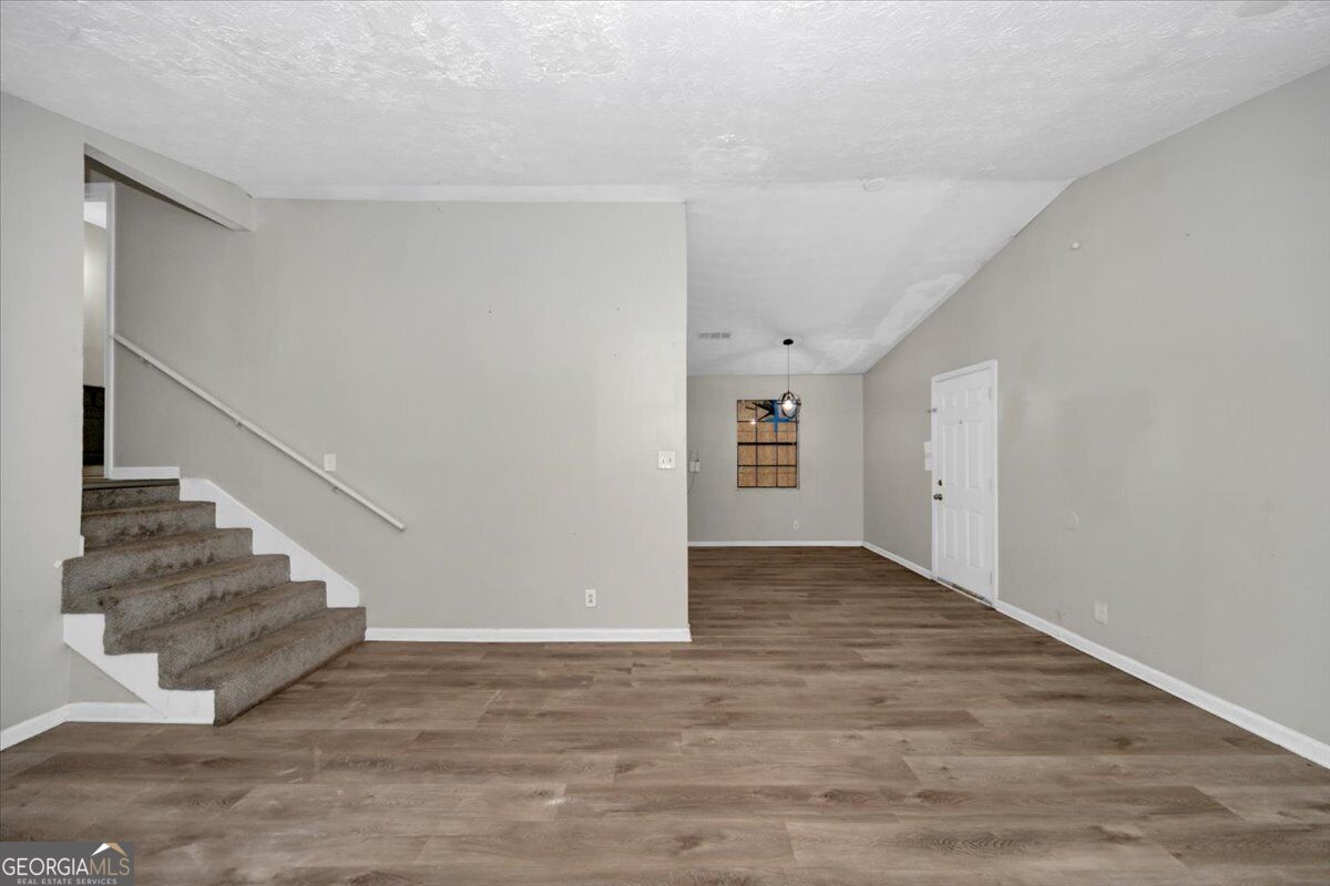 1066 Dogwood Road Sw Property Photo 6