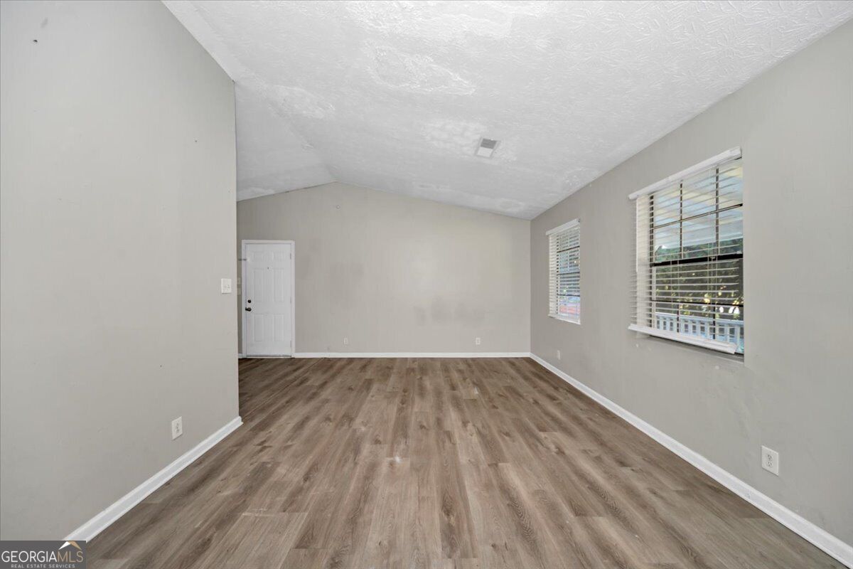 1066 Dogwood Road Sw Property Photo 7