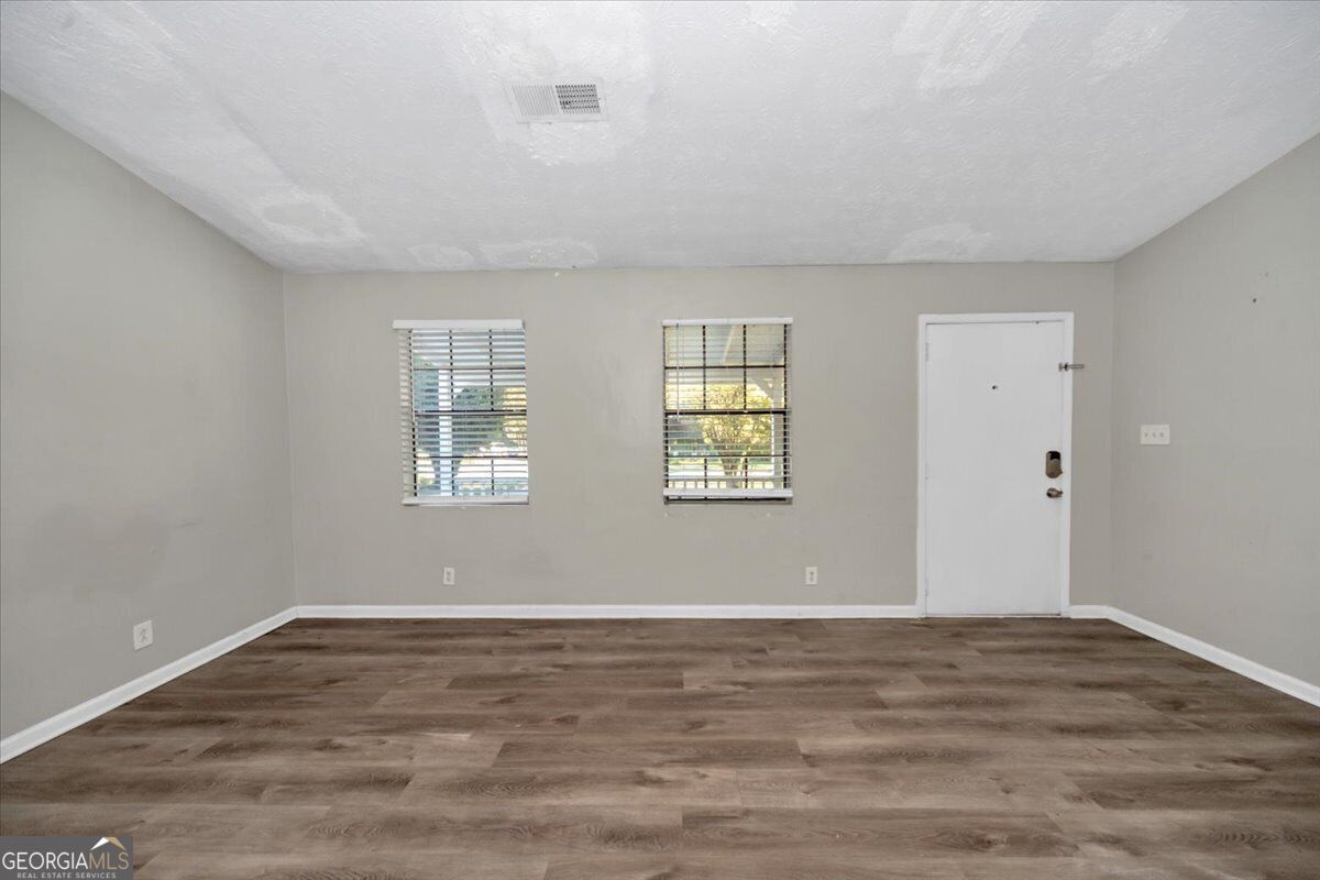 1066 Dogwood Road Sw Property Photo 8
