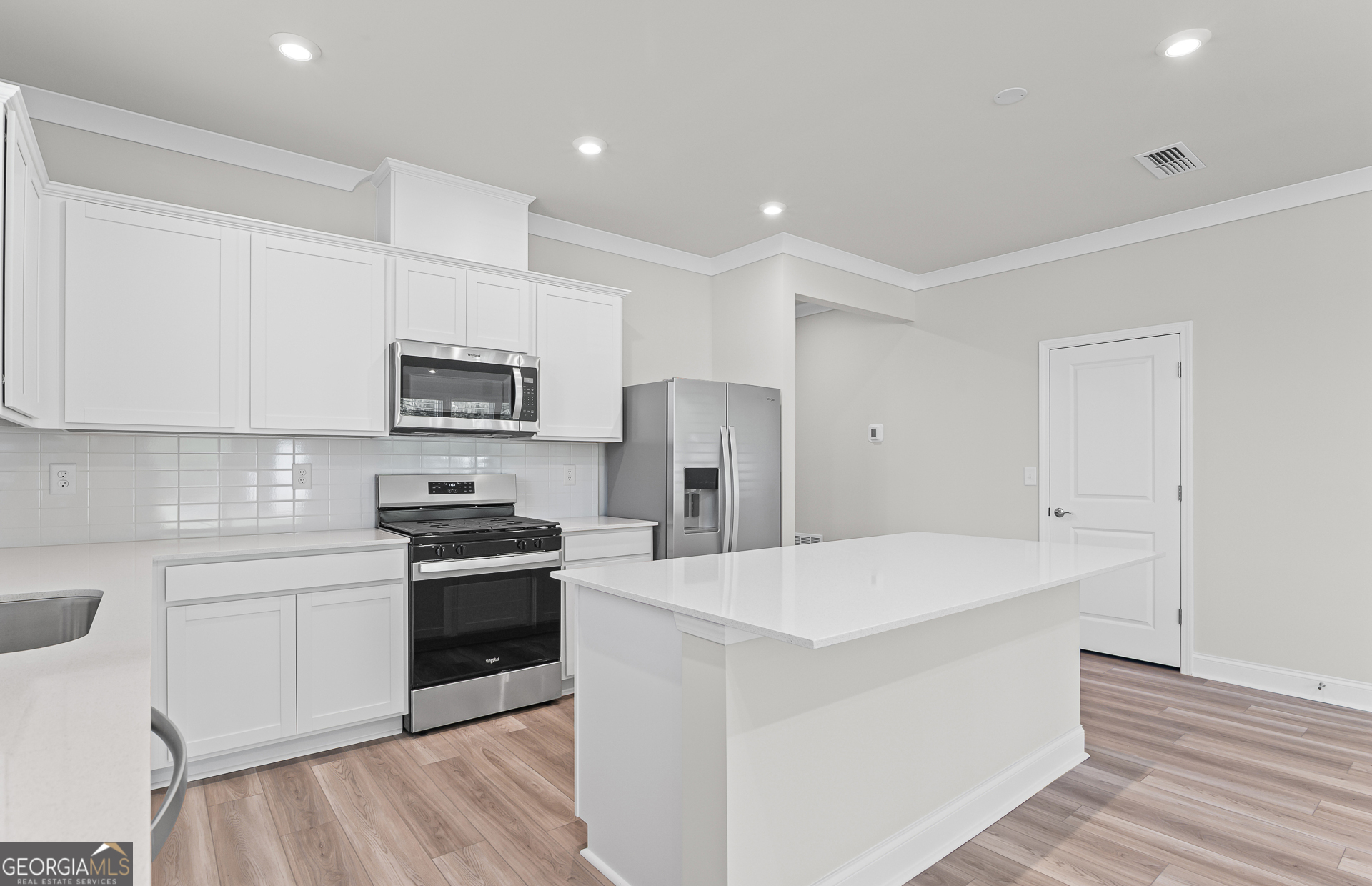 280 Nesta Grove Drive Property Photo 12