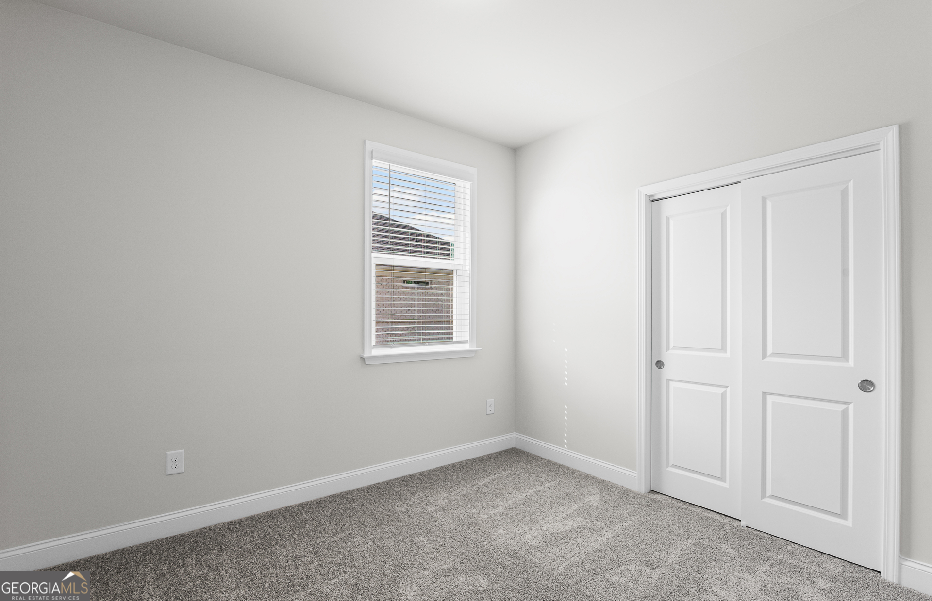 280 Nesta Grove Drive Property Photo 29