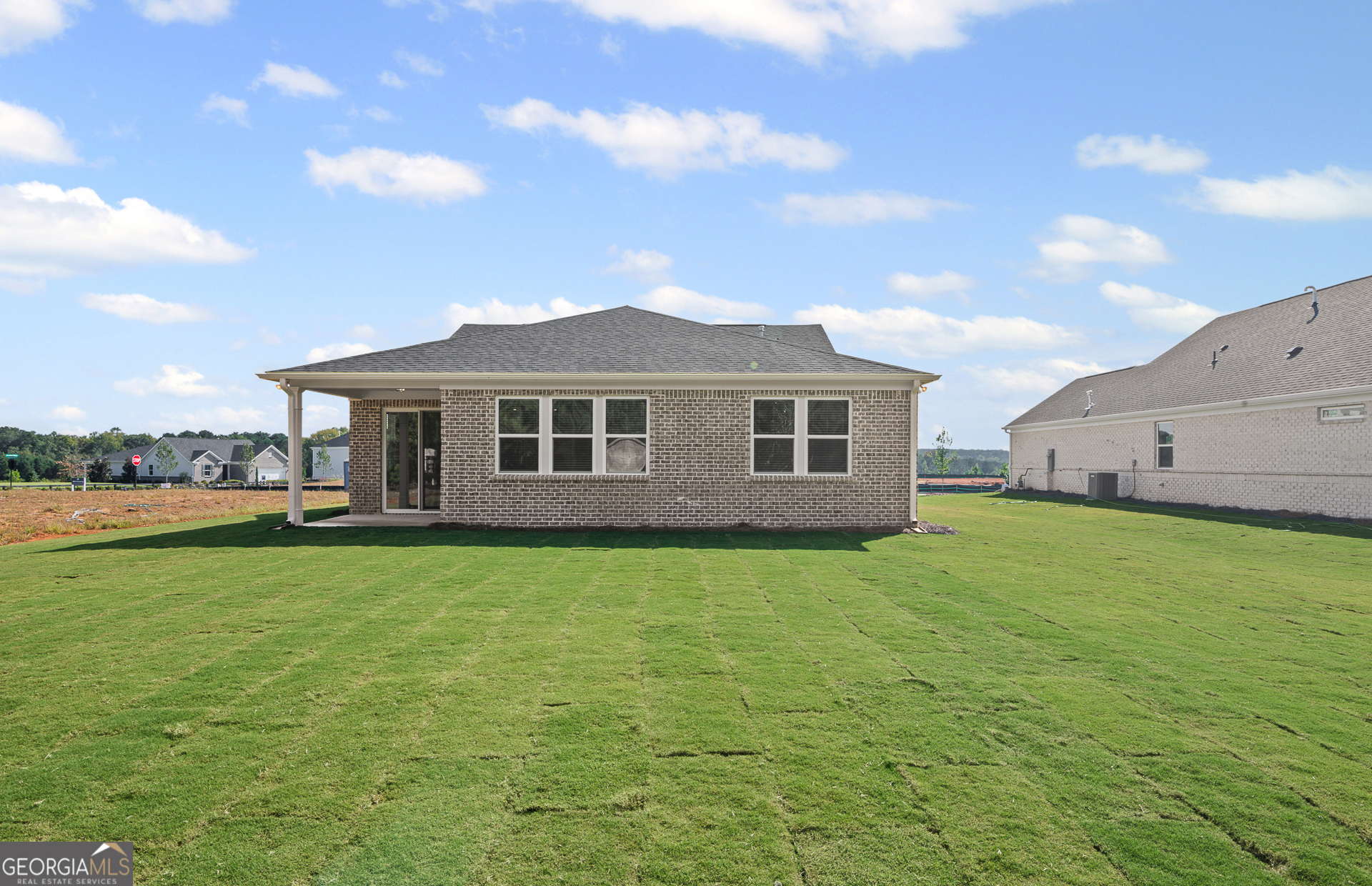 280 Nesta Grove Drive Property Photo 36