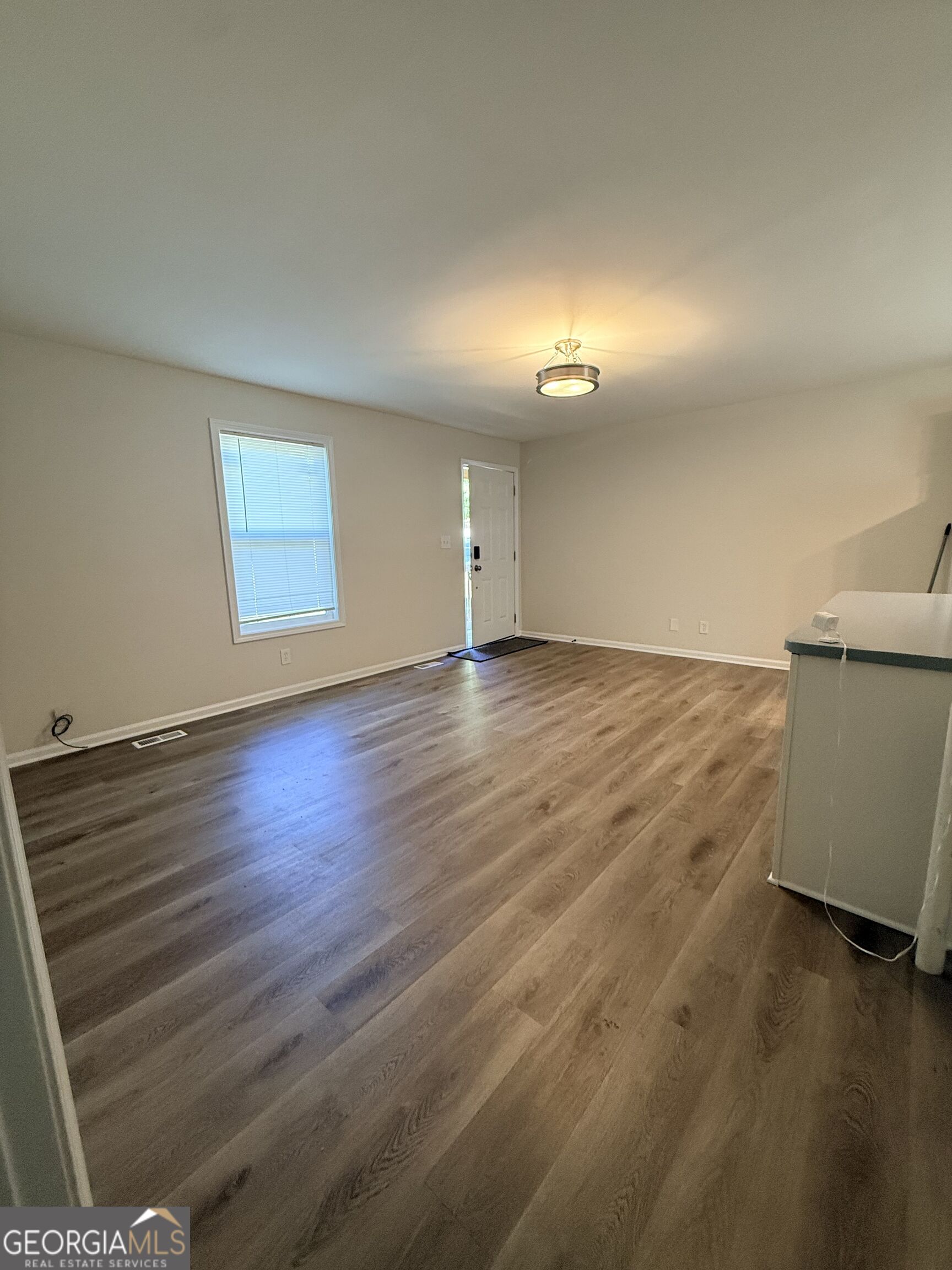 999 Rainey Street # A Property Photo 6