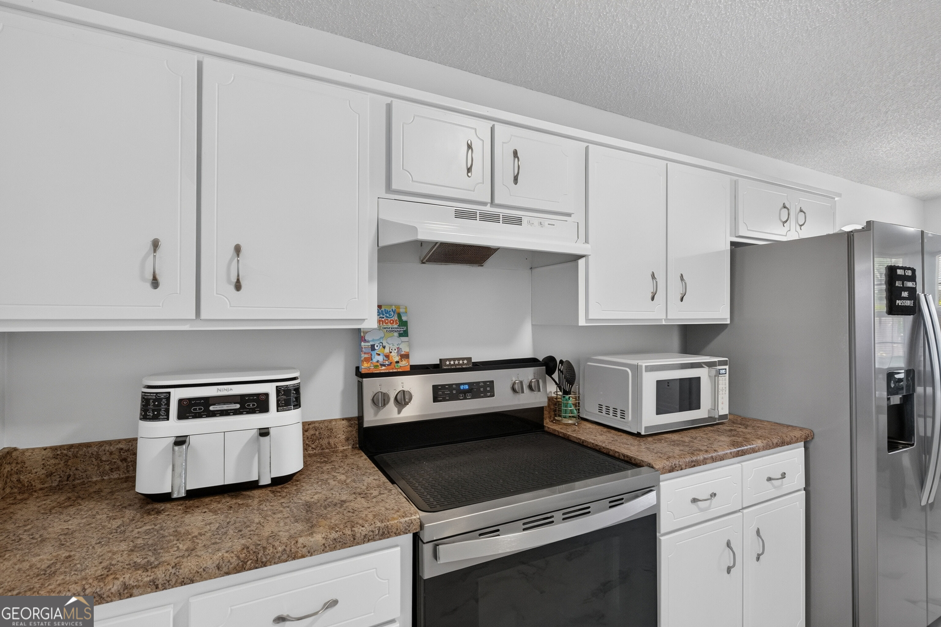 2201 Driftwood Lane Property Photo 8
