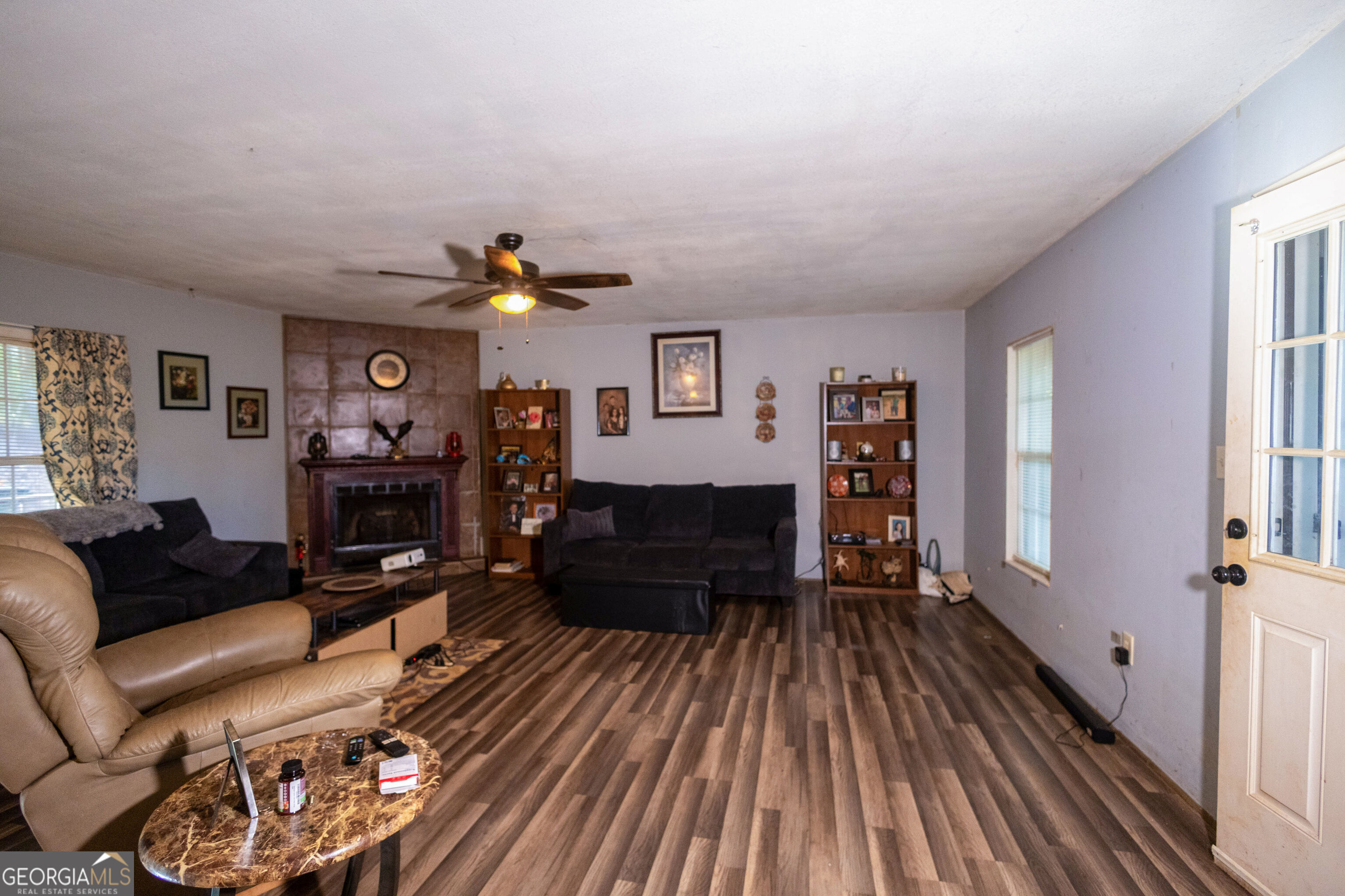 759 Bank's Rd Property Photo 2