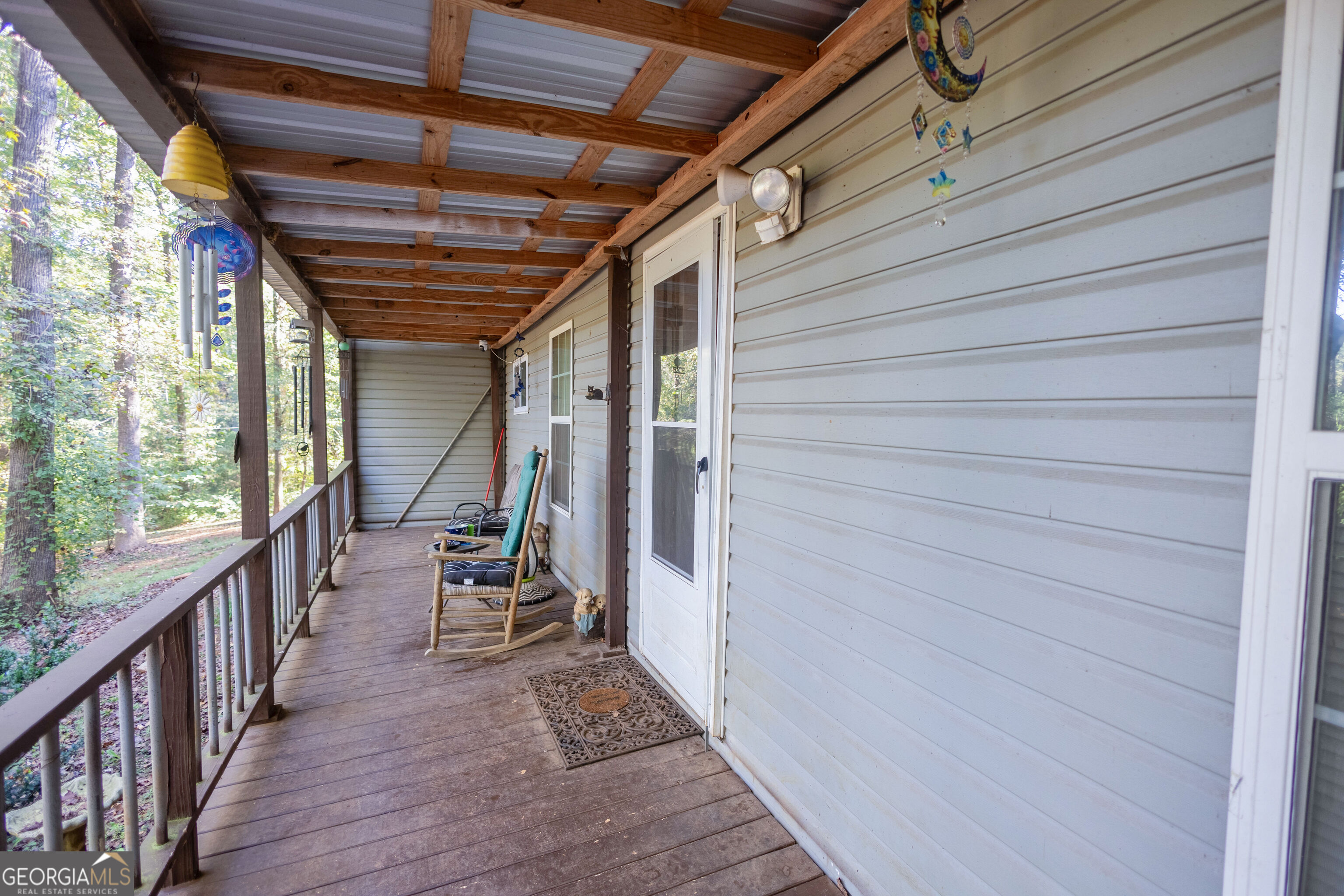 759 Bank's Rd Property Photo 11