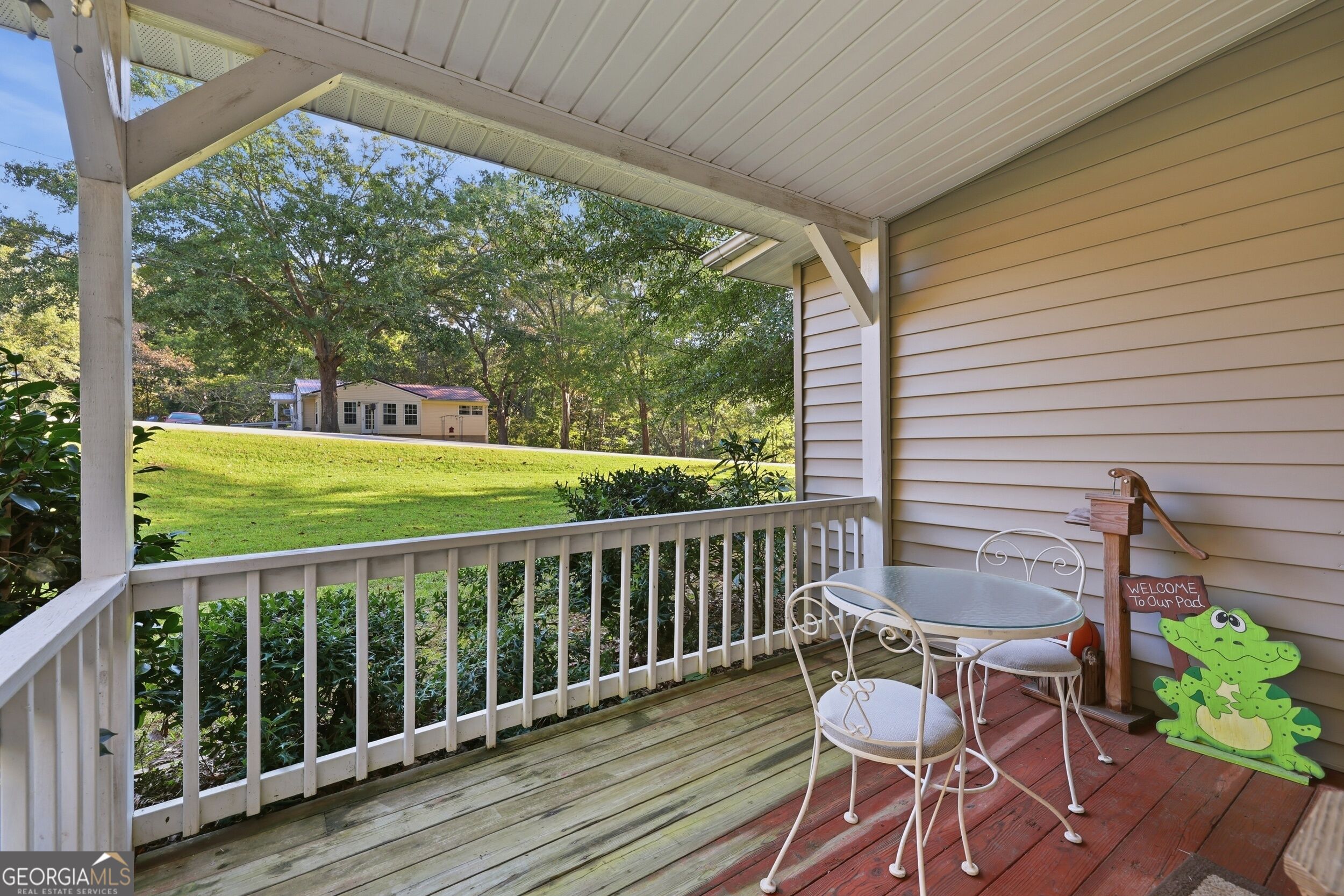 520 Easy Street Property Photo 28