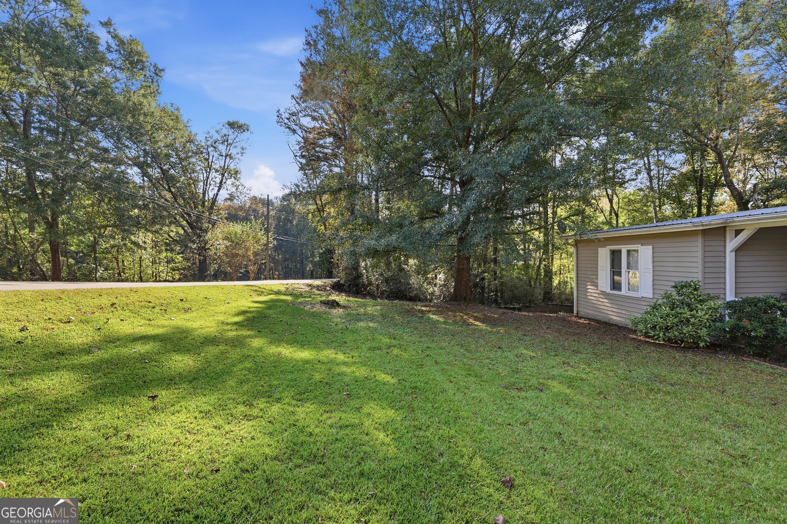 520 Easy Street Property Photo 31