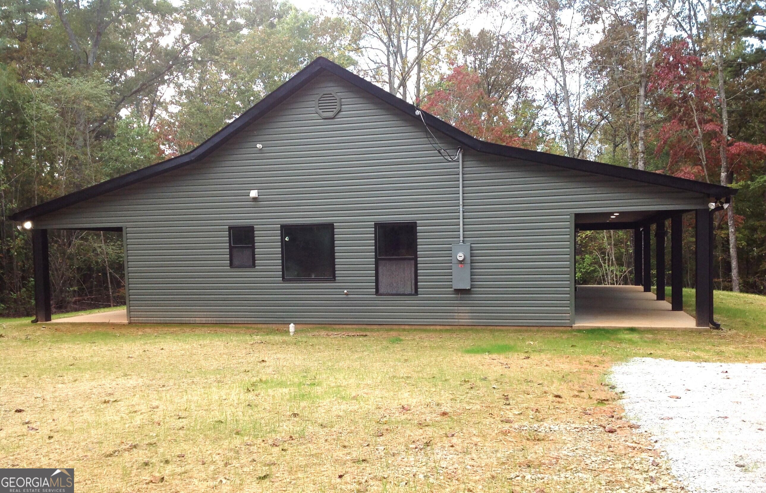 432 County Rd 65 Property Photo 6