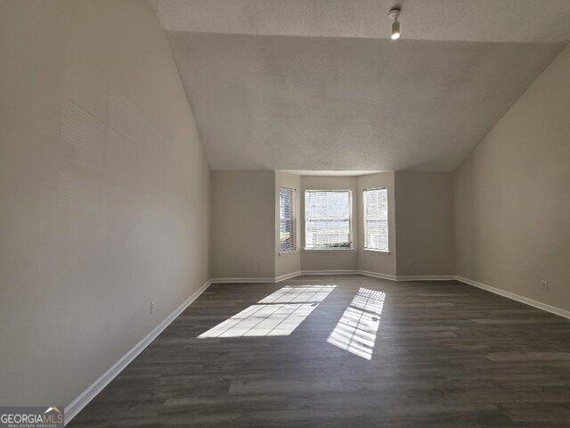 5329 Shirewick Lane Property Photo 6