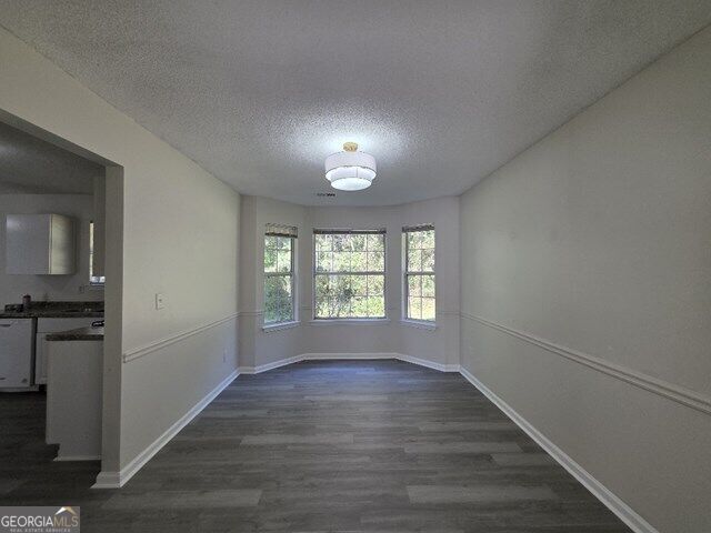 5329 Shirewick Lane Property Photo 8