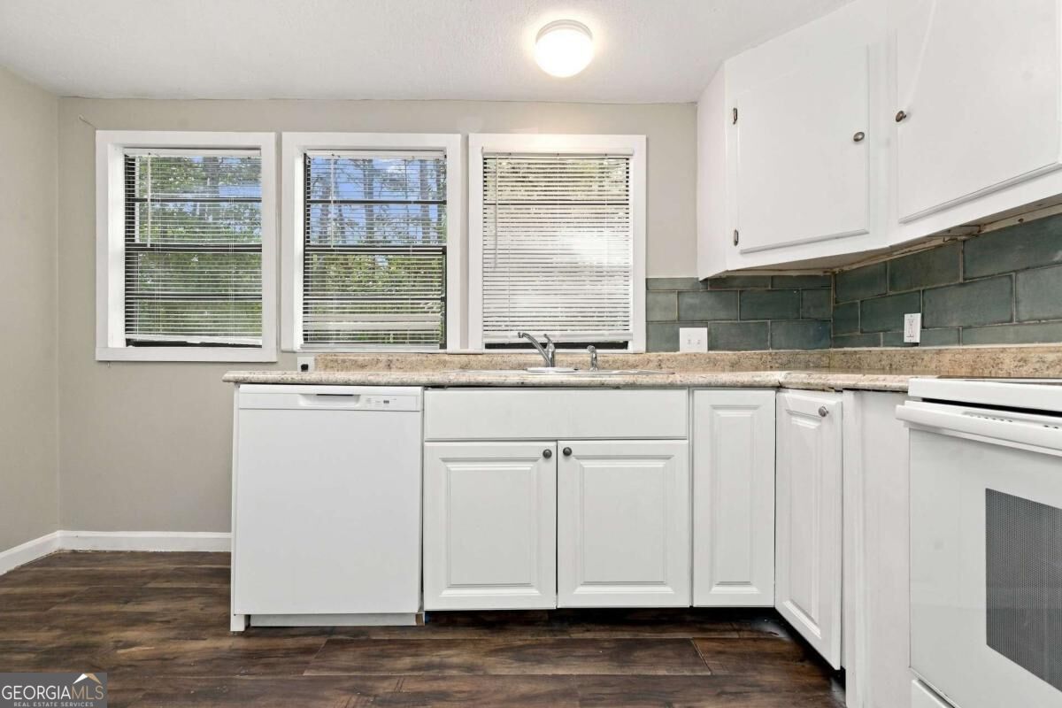 4711 Cook Road Sw Property Photo 2