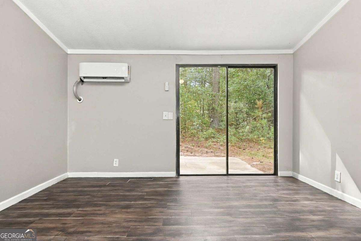 4711 Cook Road Sw Property Photo 4