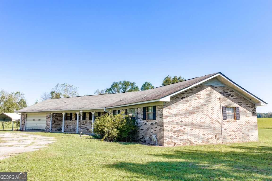 1762 Second Kolomoki Road Property Photo 3