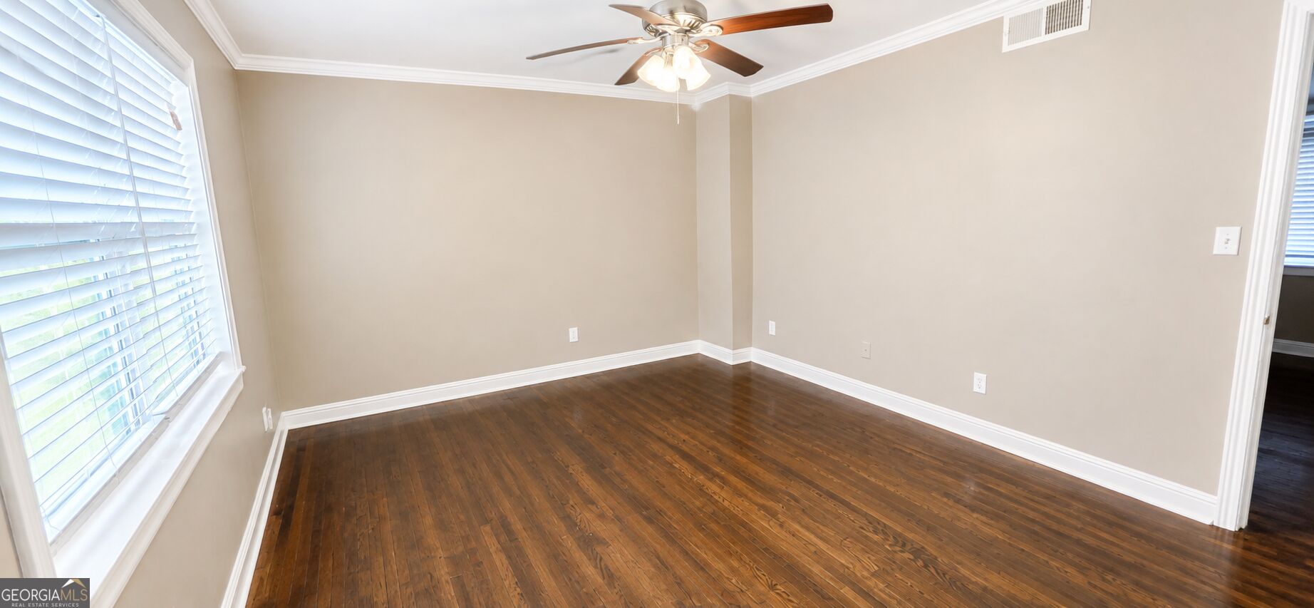 21 Delmont Drive # 3 Property Photo 3