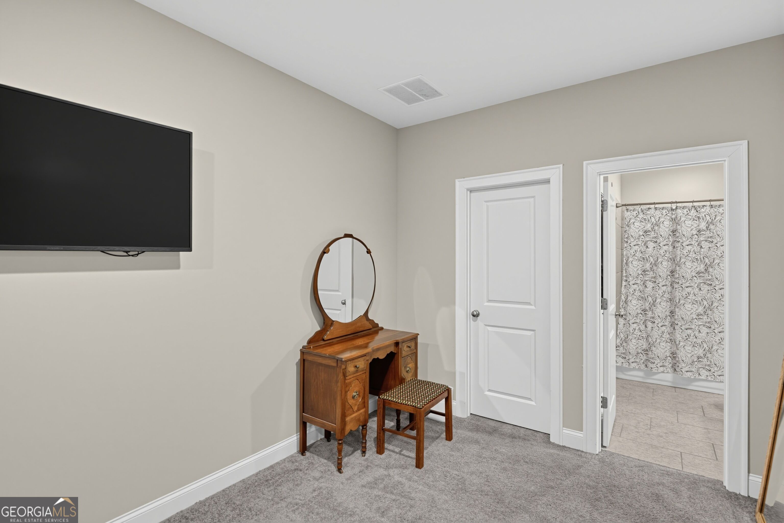 12569 Arnold Mill Road Property Photo 18
