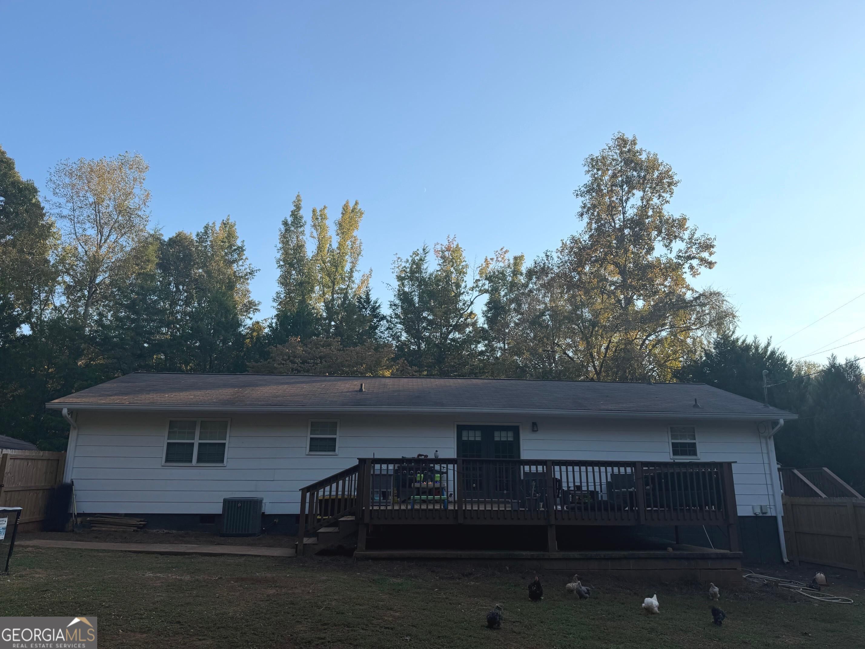 5951 Seven Islands Road Property Photo 2