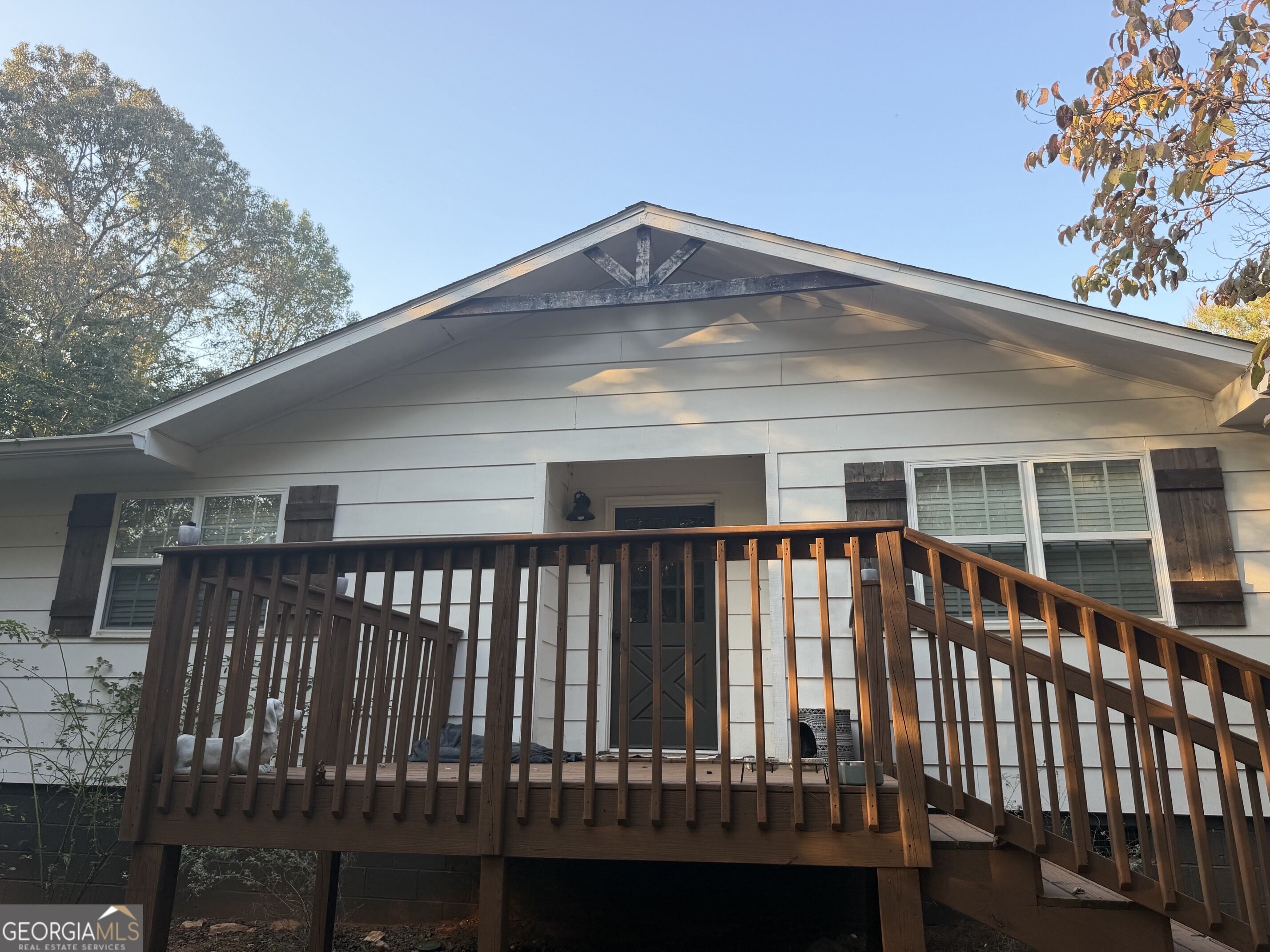 5951 Seven Islands Road Property Photo 3