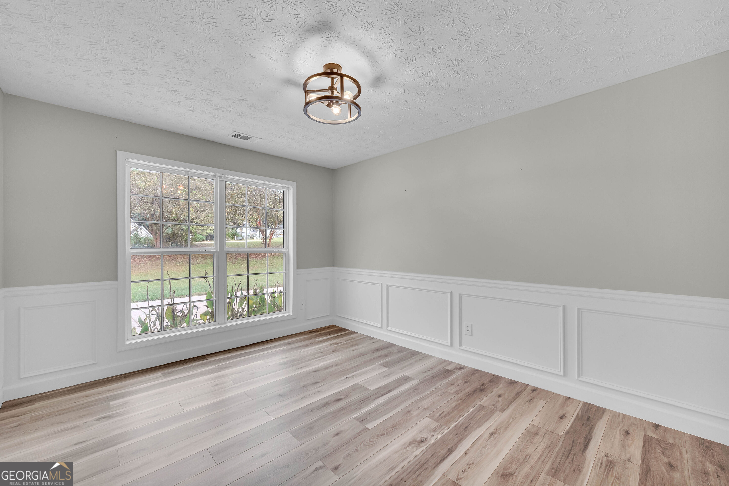 22 Maple Leaf Court Property Photo 8