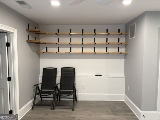 827 Argonne Avenue Property Photo 4