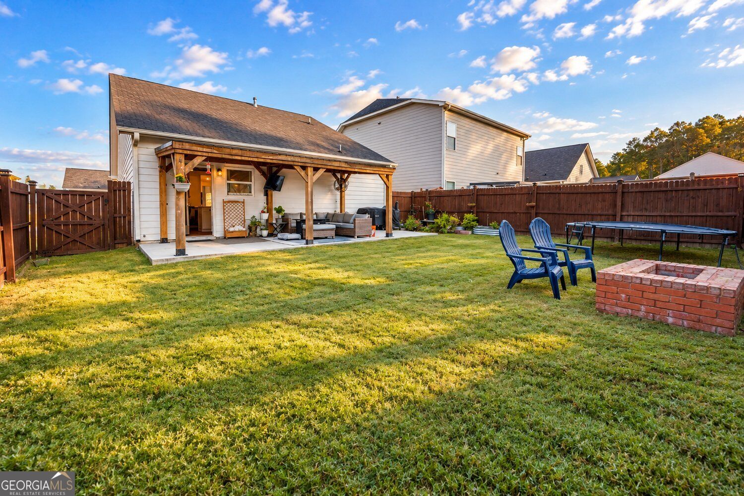42 Kimberlys Crossing Property Photo 16