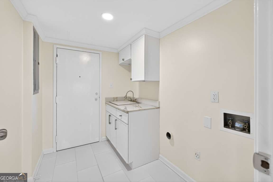 2769 Peachtree Road Ne # 10 Property Photo 4