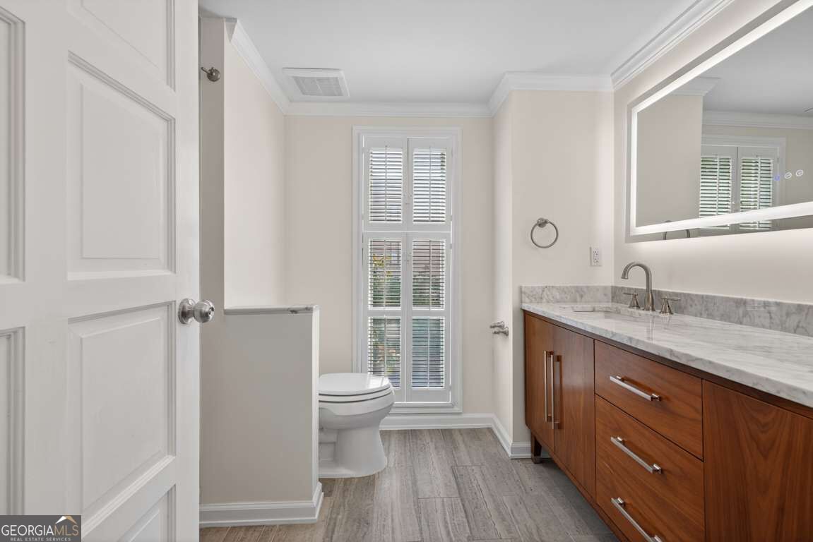 2769 Peachtree Road Ne # 10 Property Photo 25