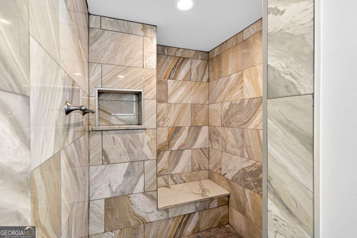 2769 Peachtree Road Ne # 10 Property Photo 30