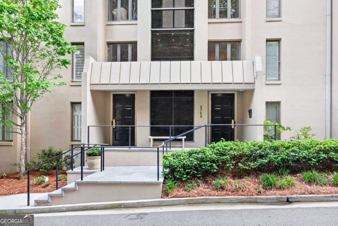 2769 Peachtree Road Ne # 10 Property Photo 43