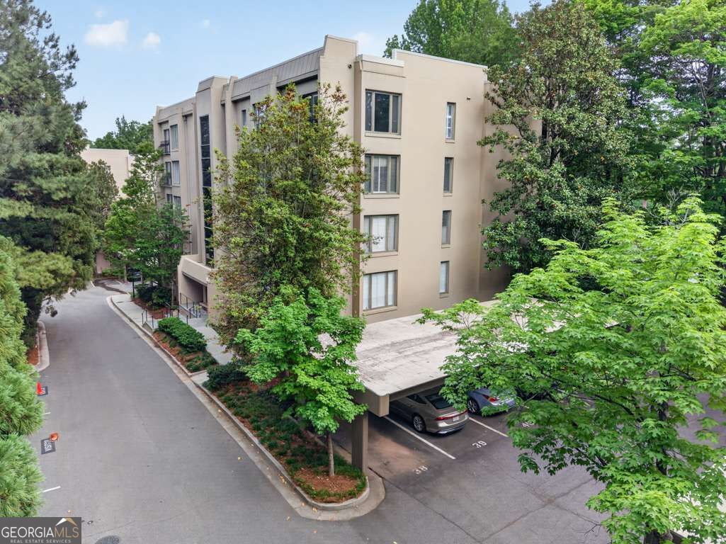 2769 Peachtree Road Ne # 10 Property Photo 56