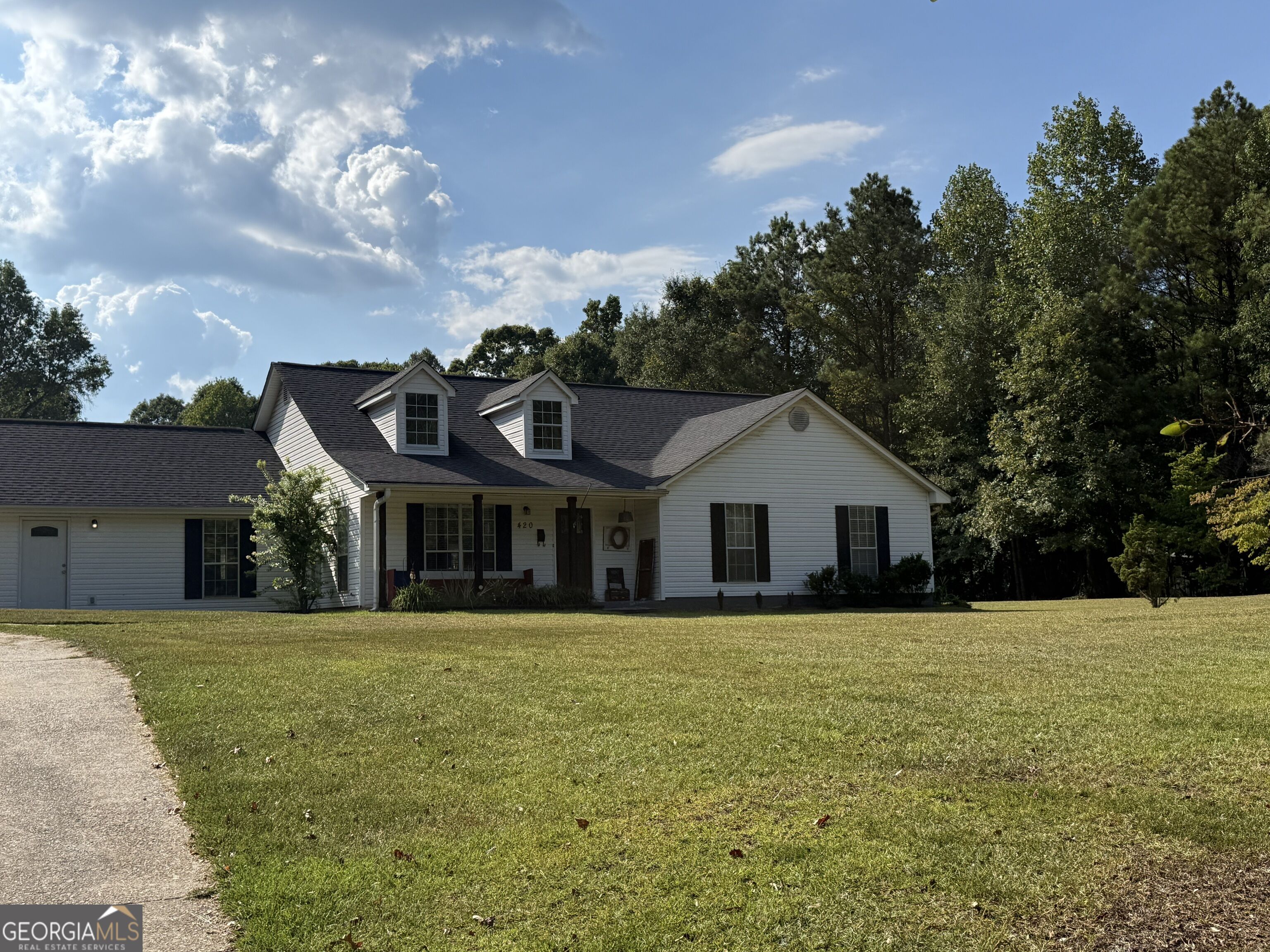 420 Charlie B Johnson Road Property Photo 1