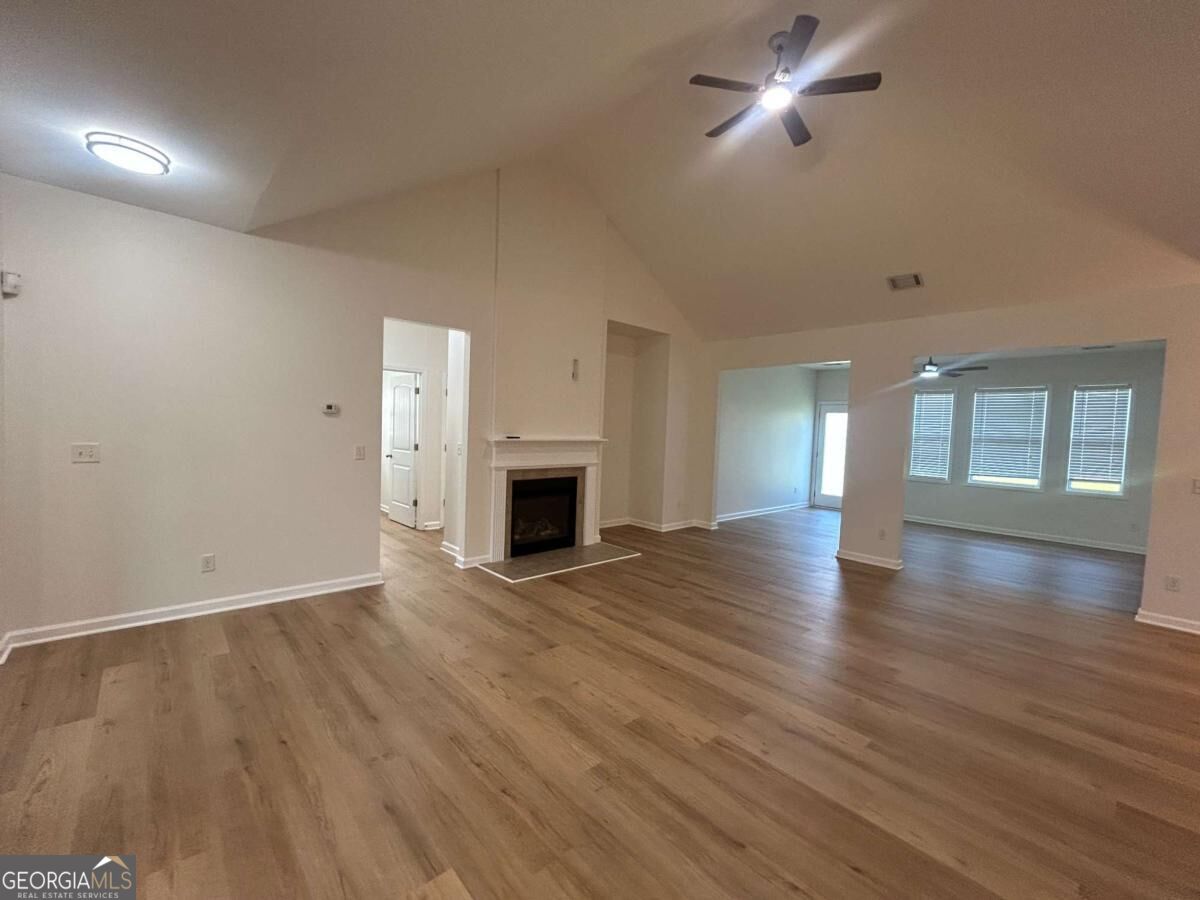 825 Stonehaven Road Sw Property Photo 11