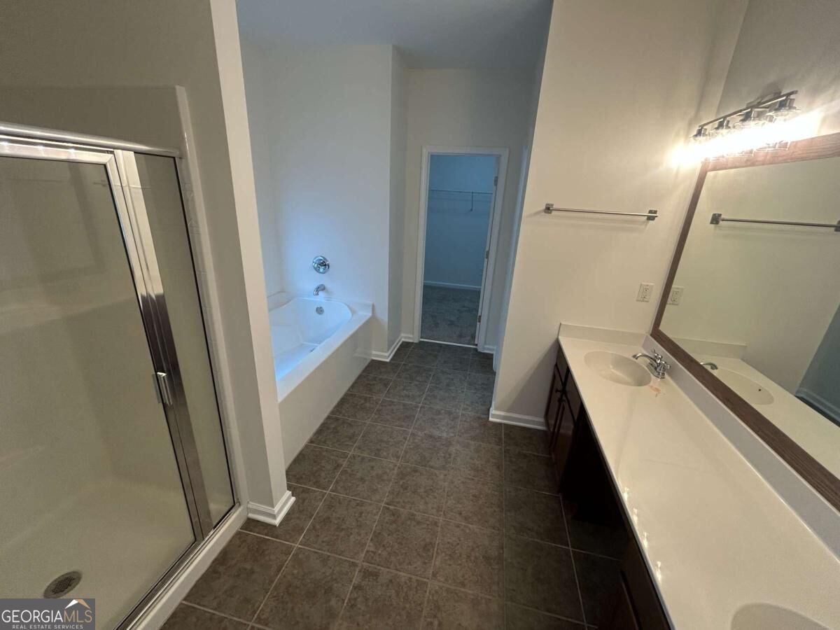 825 Stonehaven Road Sw Property Photo 21