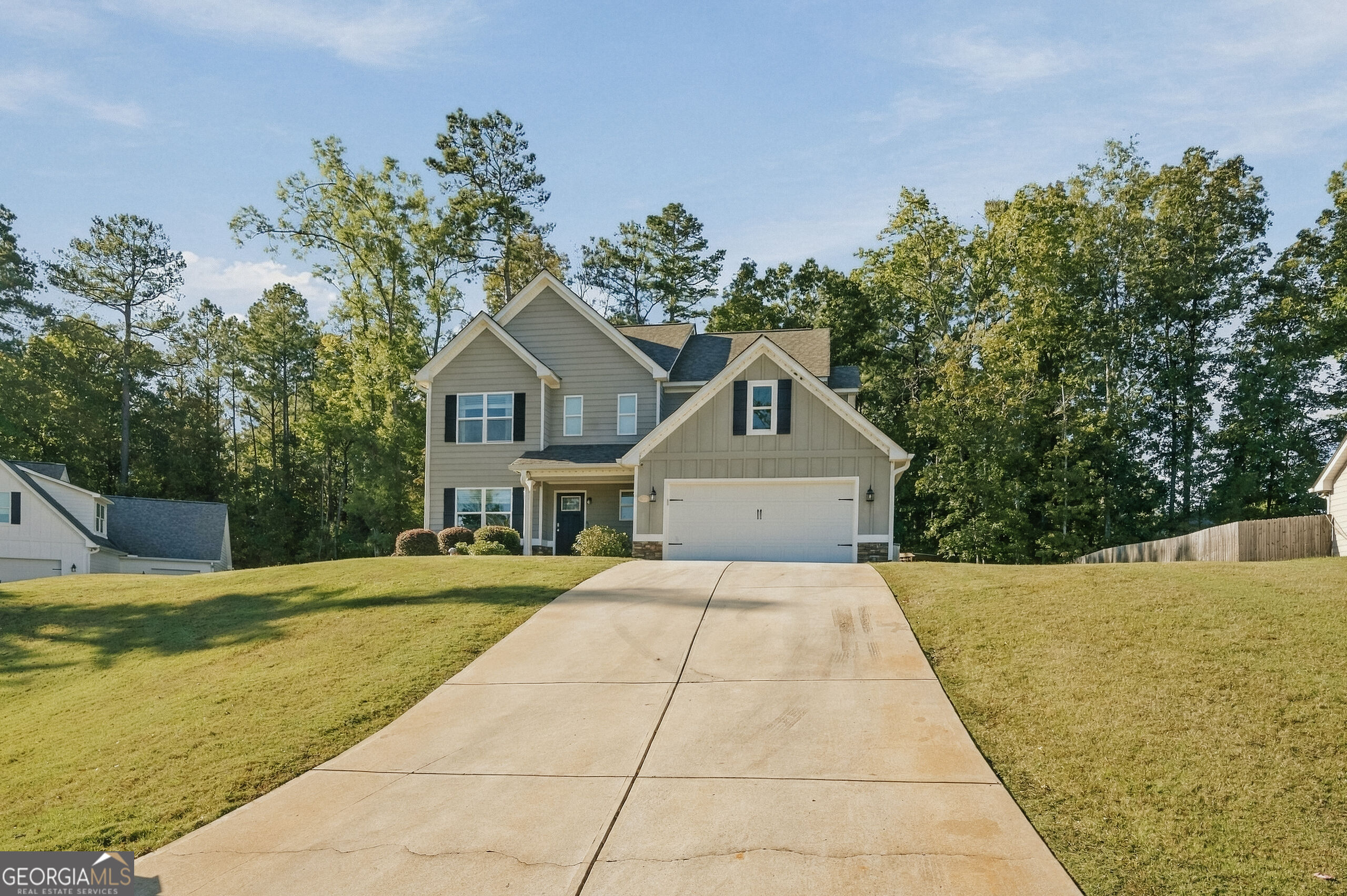 709 Springhill Drive Property Photo 1